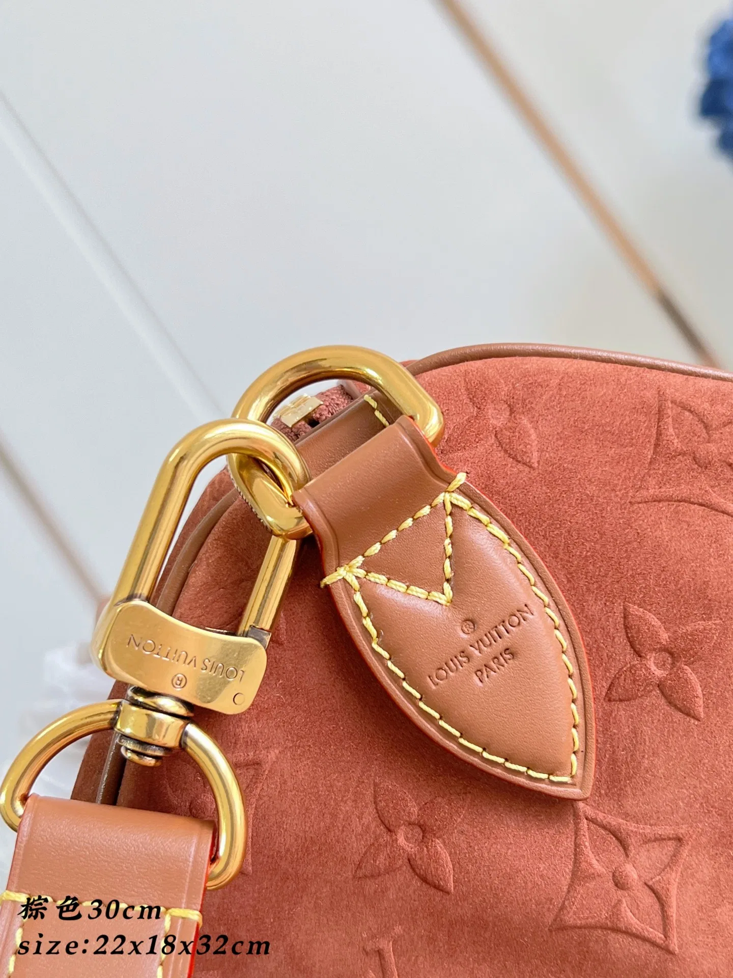 LV 27FW EJMGZXH 015 토트백 8