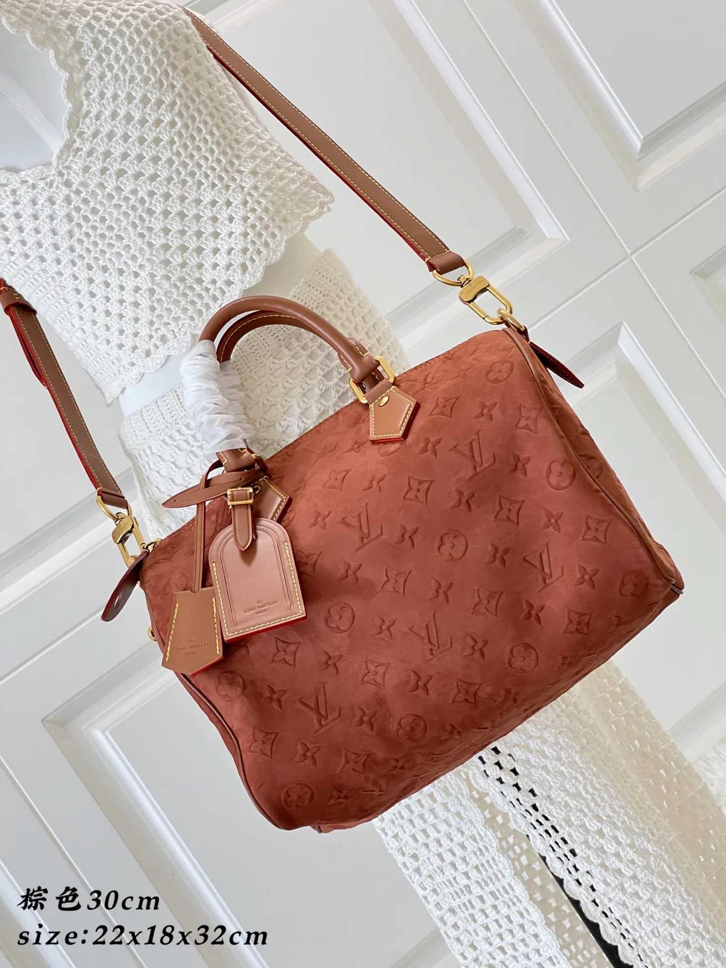 LV 27FW EJMGZXH 015 토트백 19