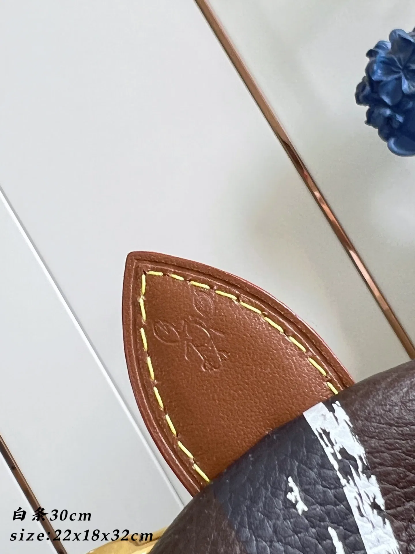 LV 27FW EJMGZXH 016 토트백 10
