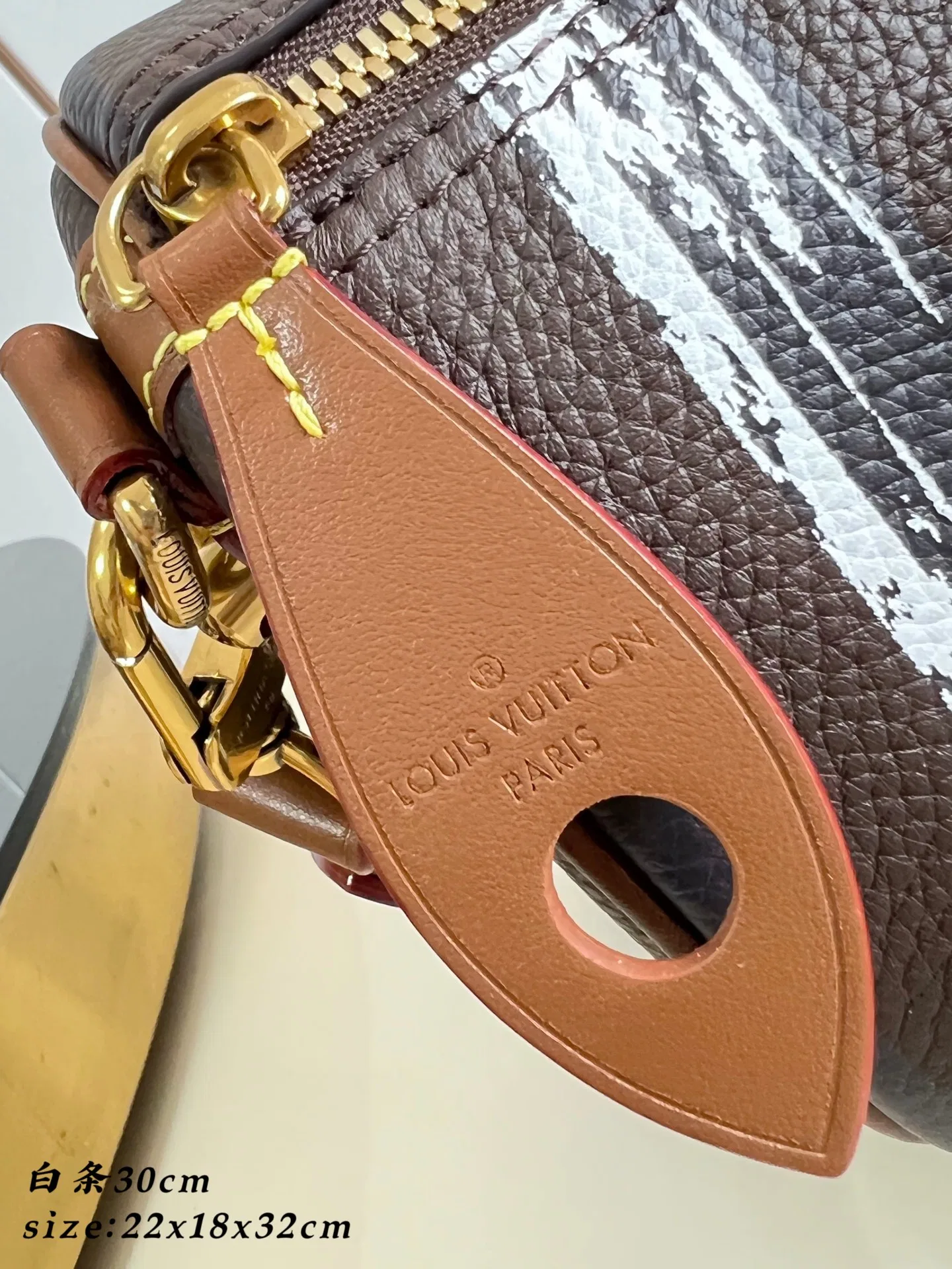 LV 27FW EJMGZXH 016 토트백 13