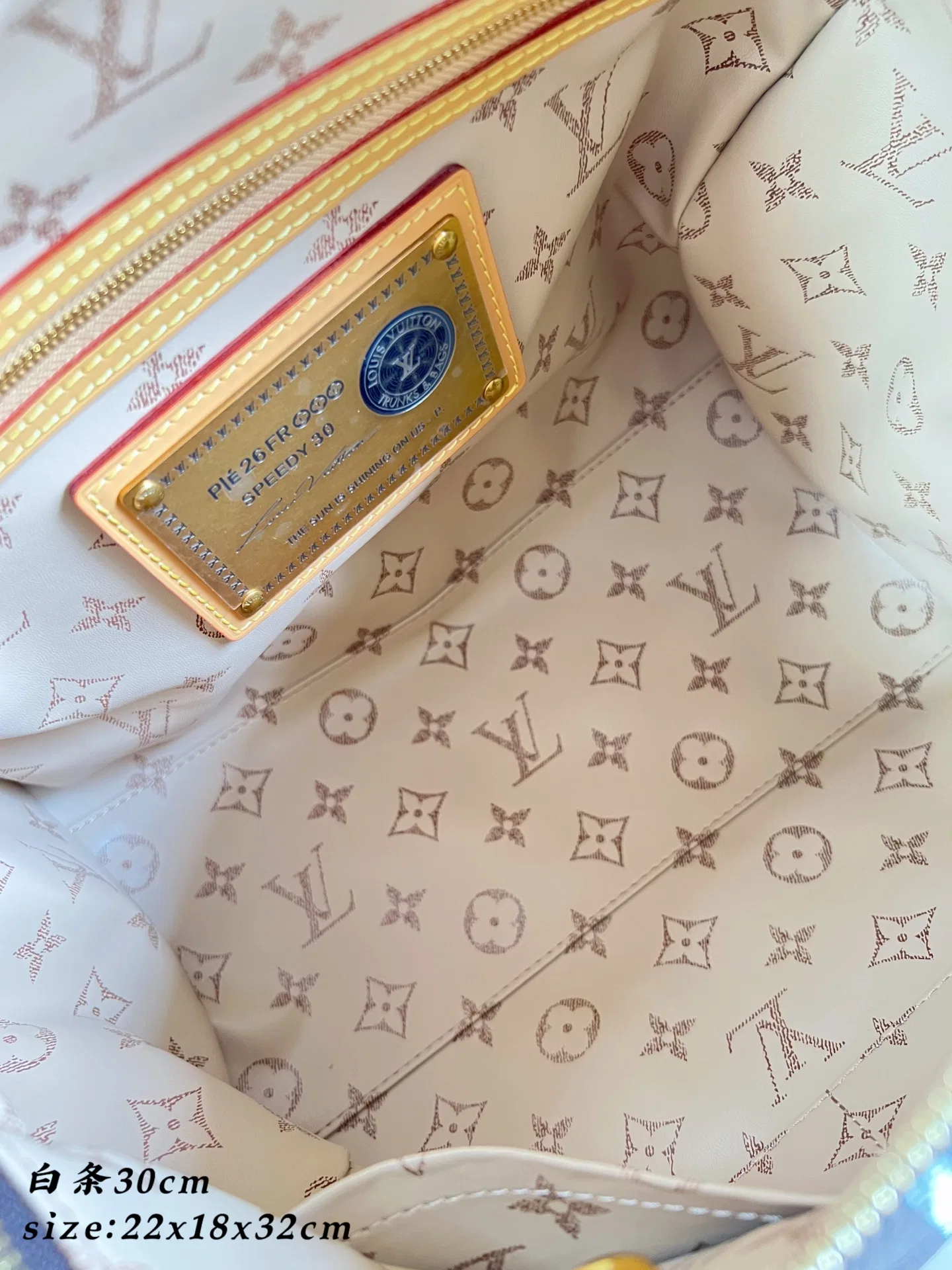 LV 27FW EJMGZXH 016 토트백 15