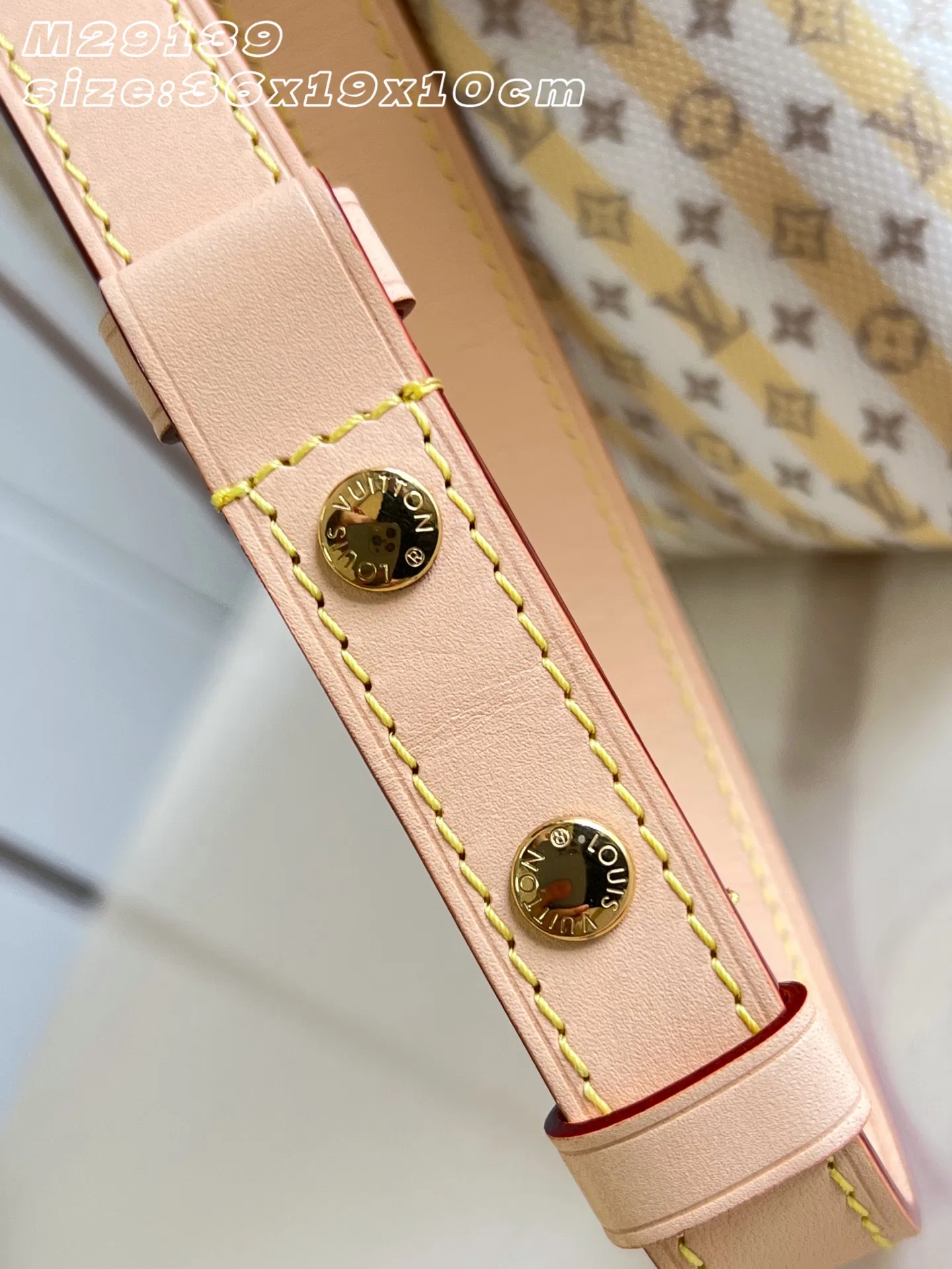 LV 27FW EJMGZXH 025 토트백 8