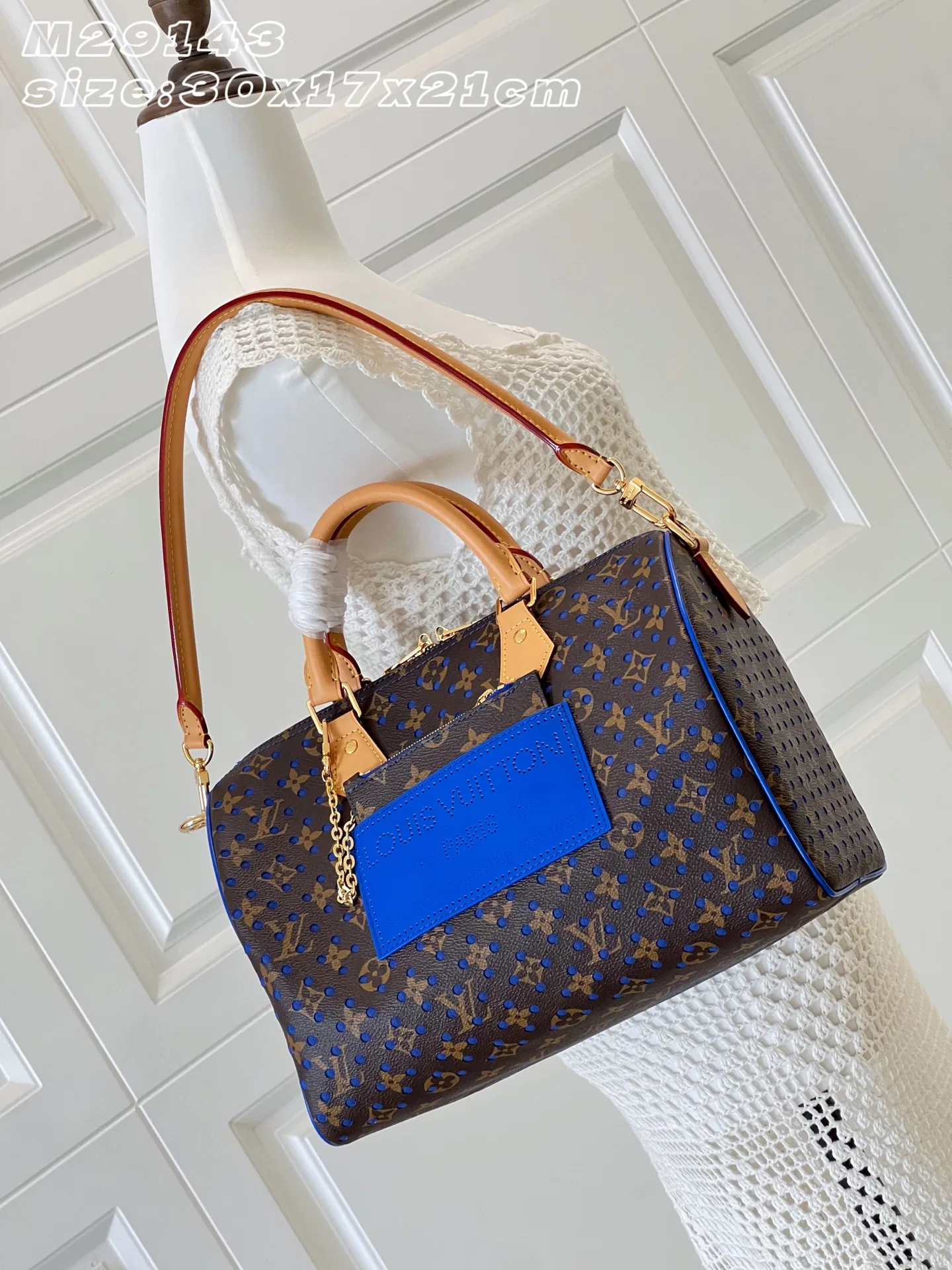 LV 27FW EJMGZXH 029 토트백 11