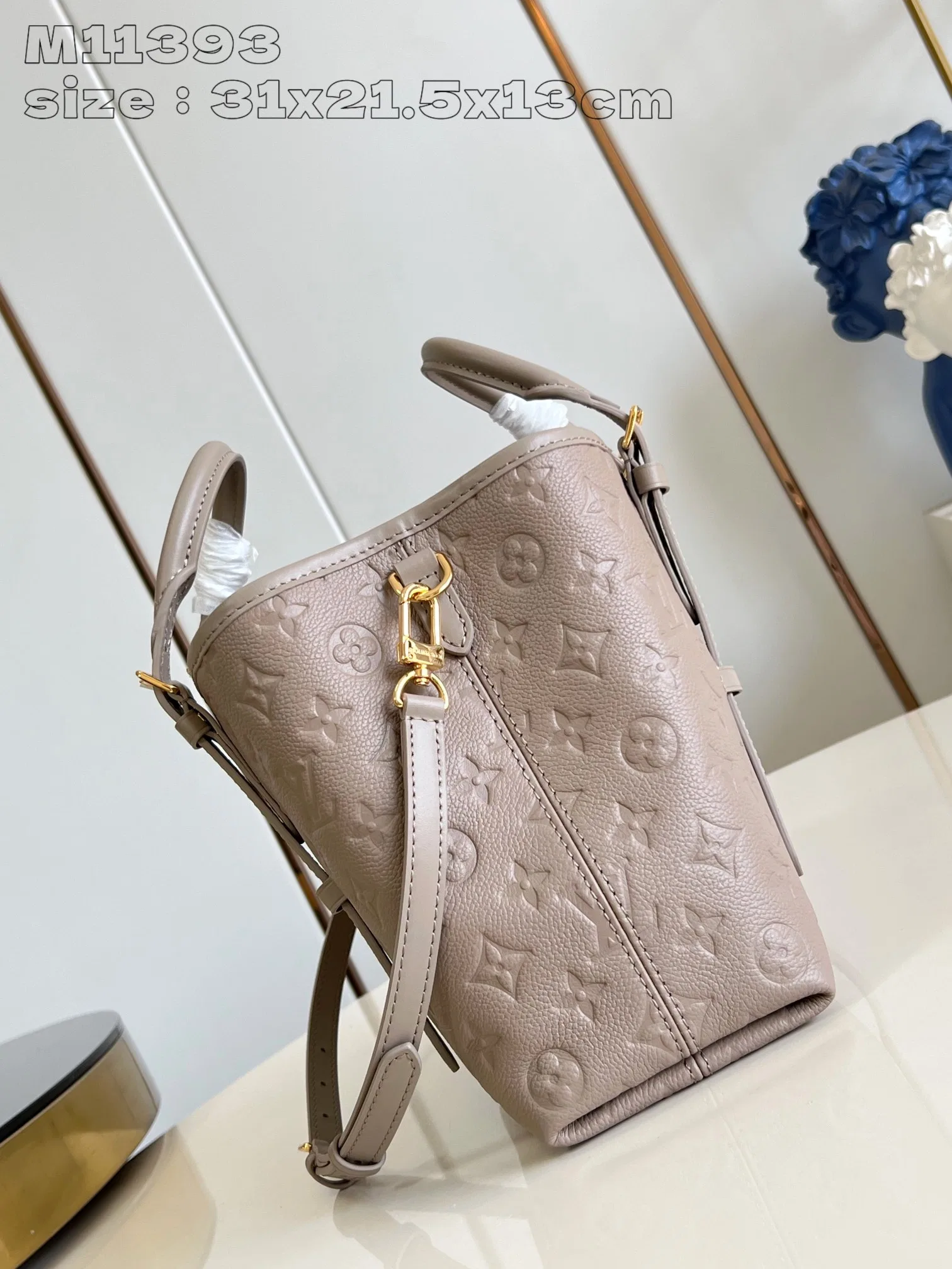 LV 27FW EJMGZXH 037 토트백 13