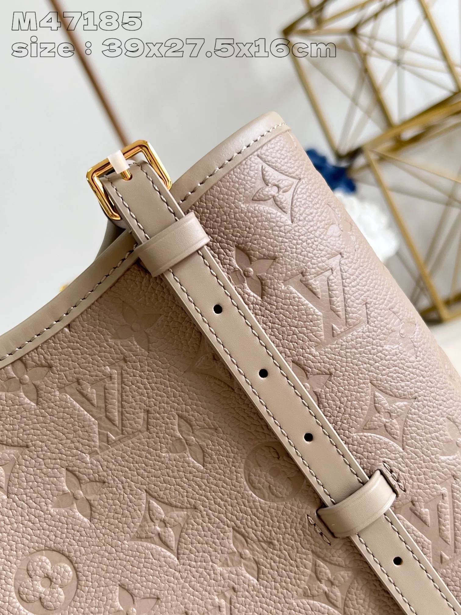 LV 27FW EJMGZXH 038 버킷백 11