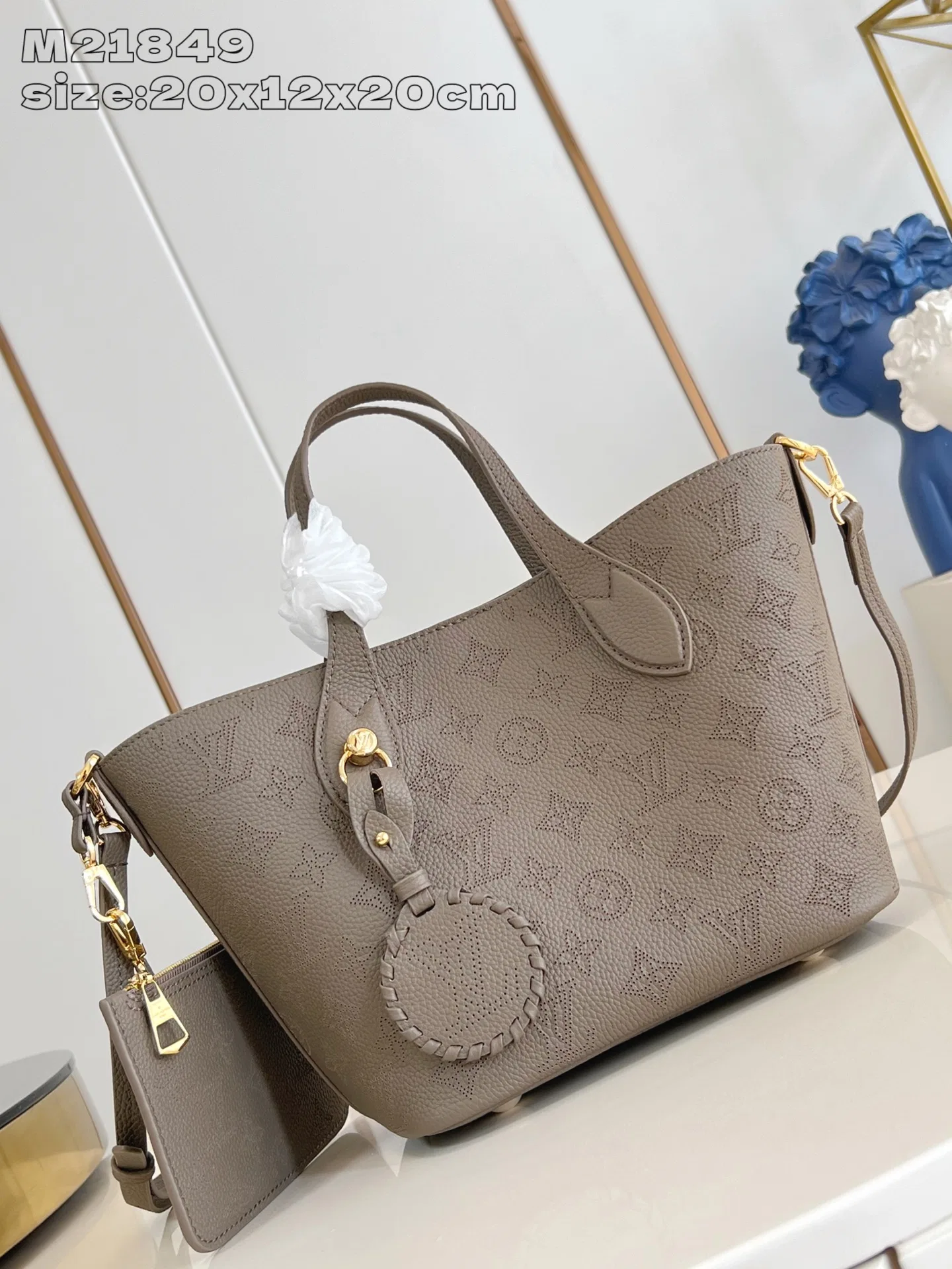 LV 27FW EJMGZXH 040 토트백 31