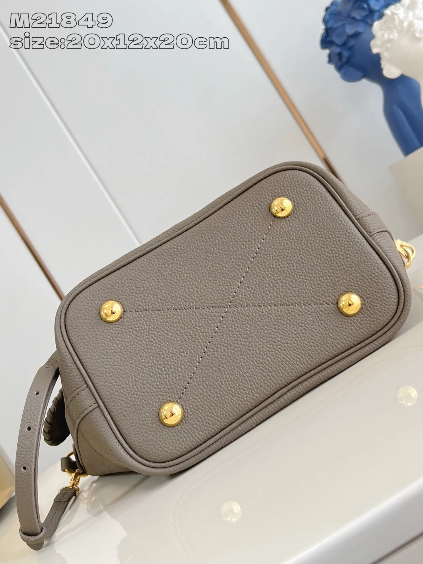 LV 27FW EJMGZXH 040 토트백 35