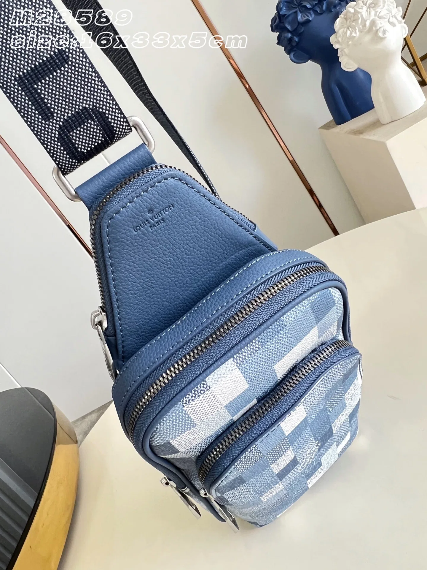 LV 27FW EJMGZXH 046 힙색 7