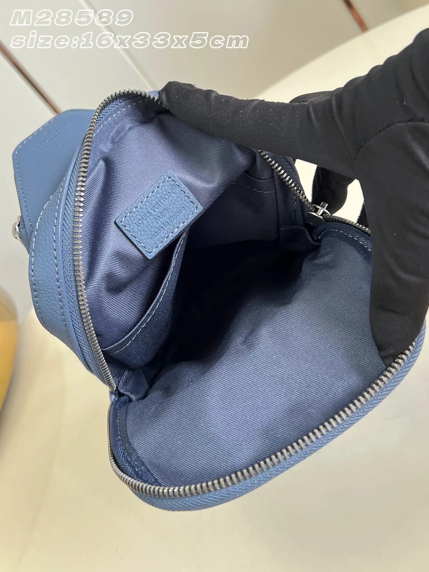 LV 27FW EJMGZXH 046 힙색 8