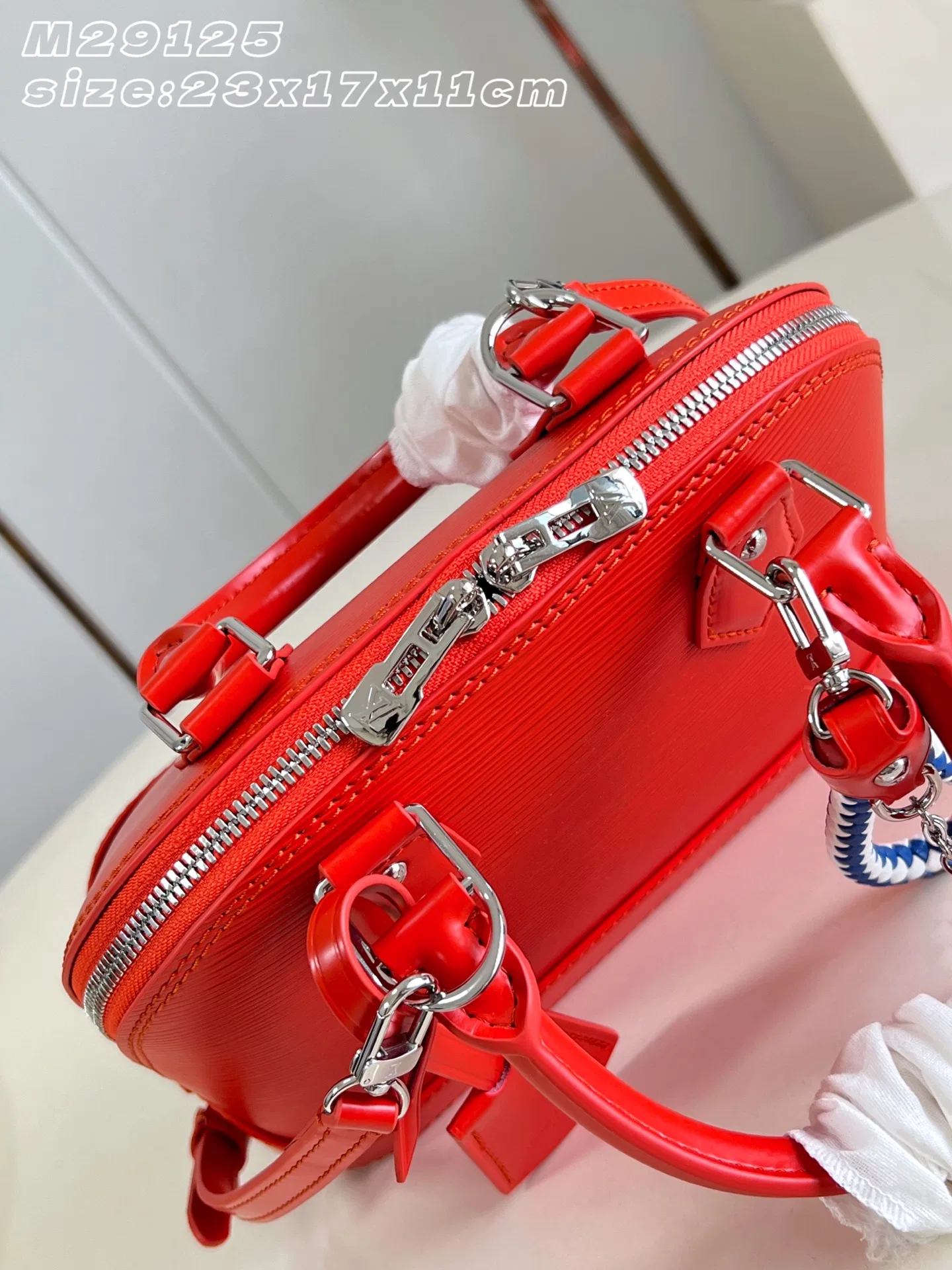 LV 27FW EJMGZXH 047 토트백 9
