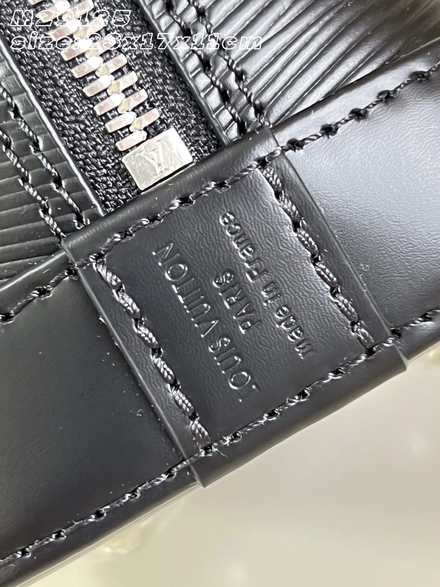 LV 27FW EJMGZXH 048 토트백 19
