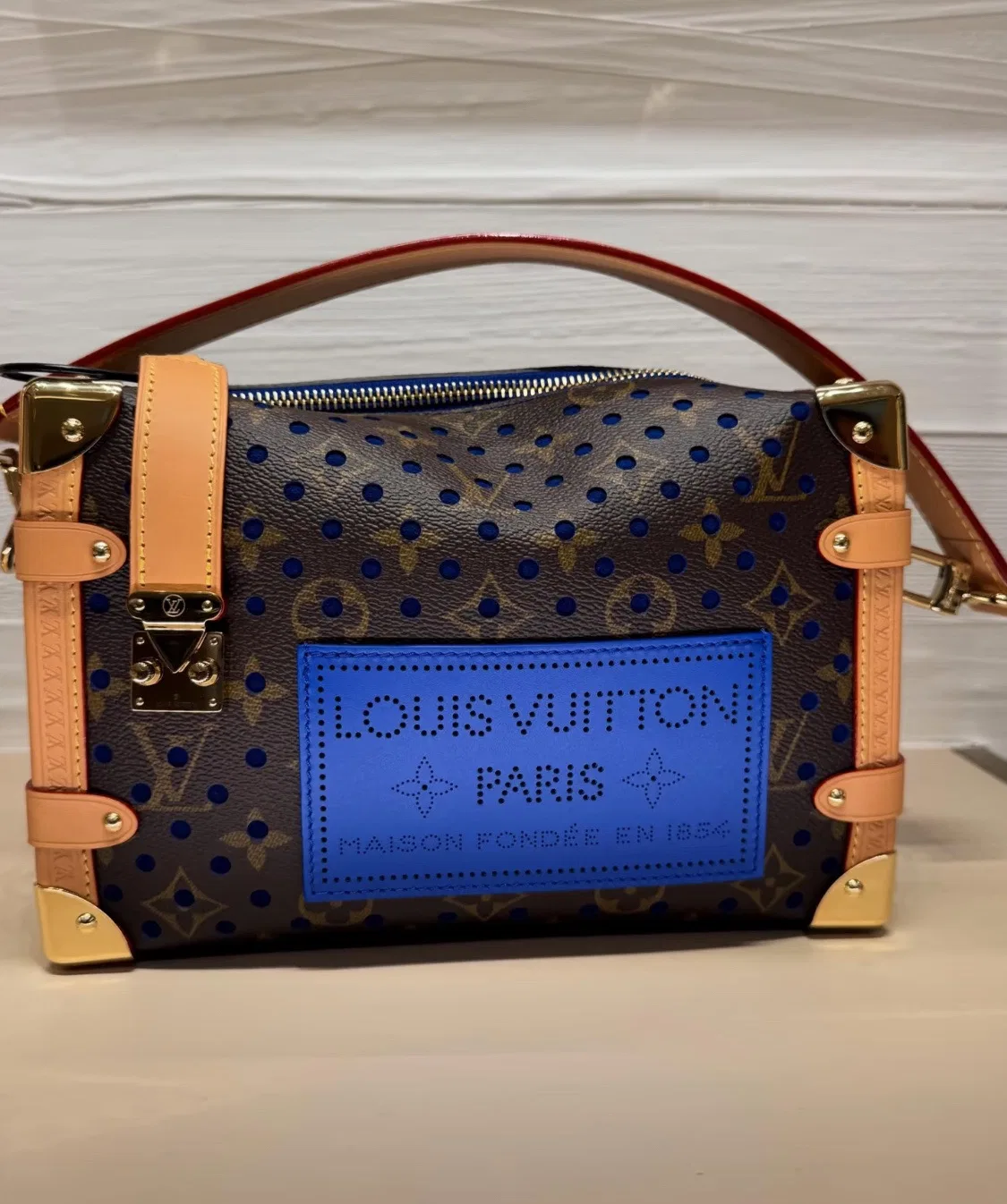LV 27FW EJMGZXH 050 크로스백 16
