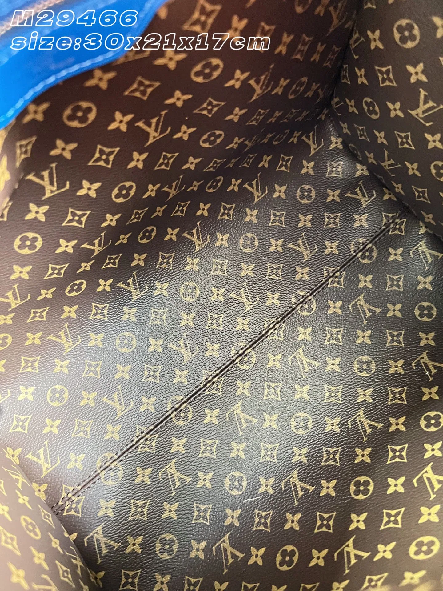 LV 27FW EJMGZXH 057 숄더백 12