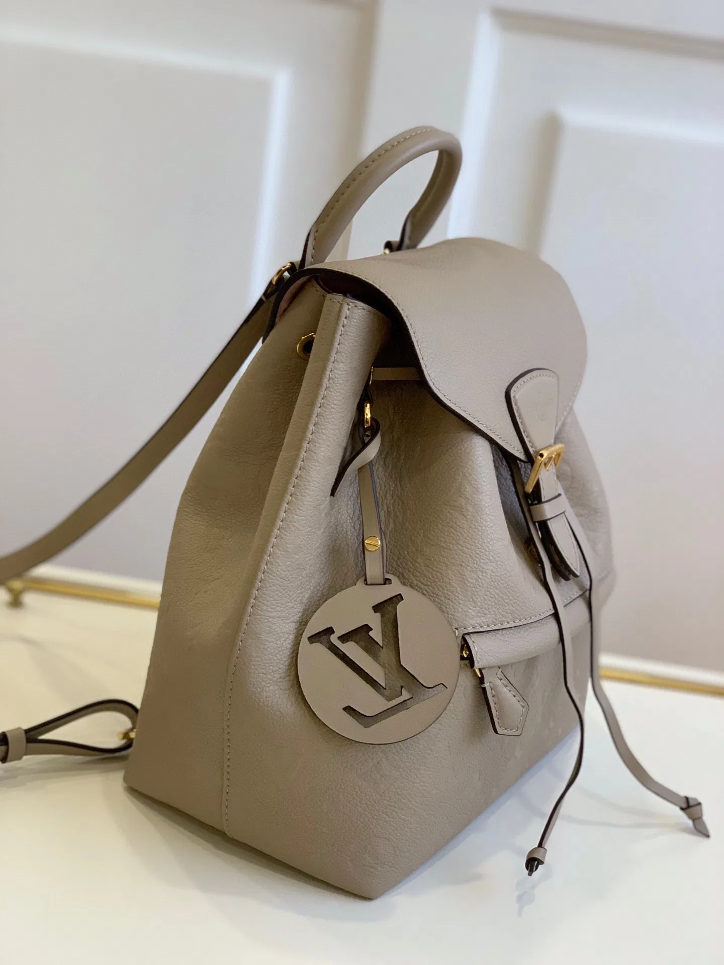 LV 27FW EJMGZXH 061 백팩 11