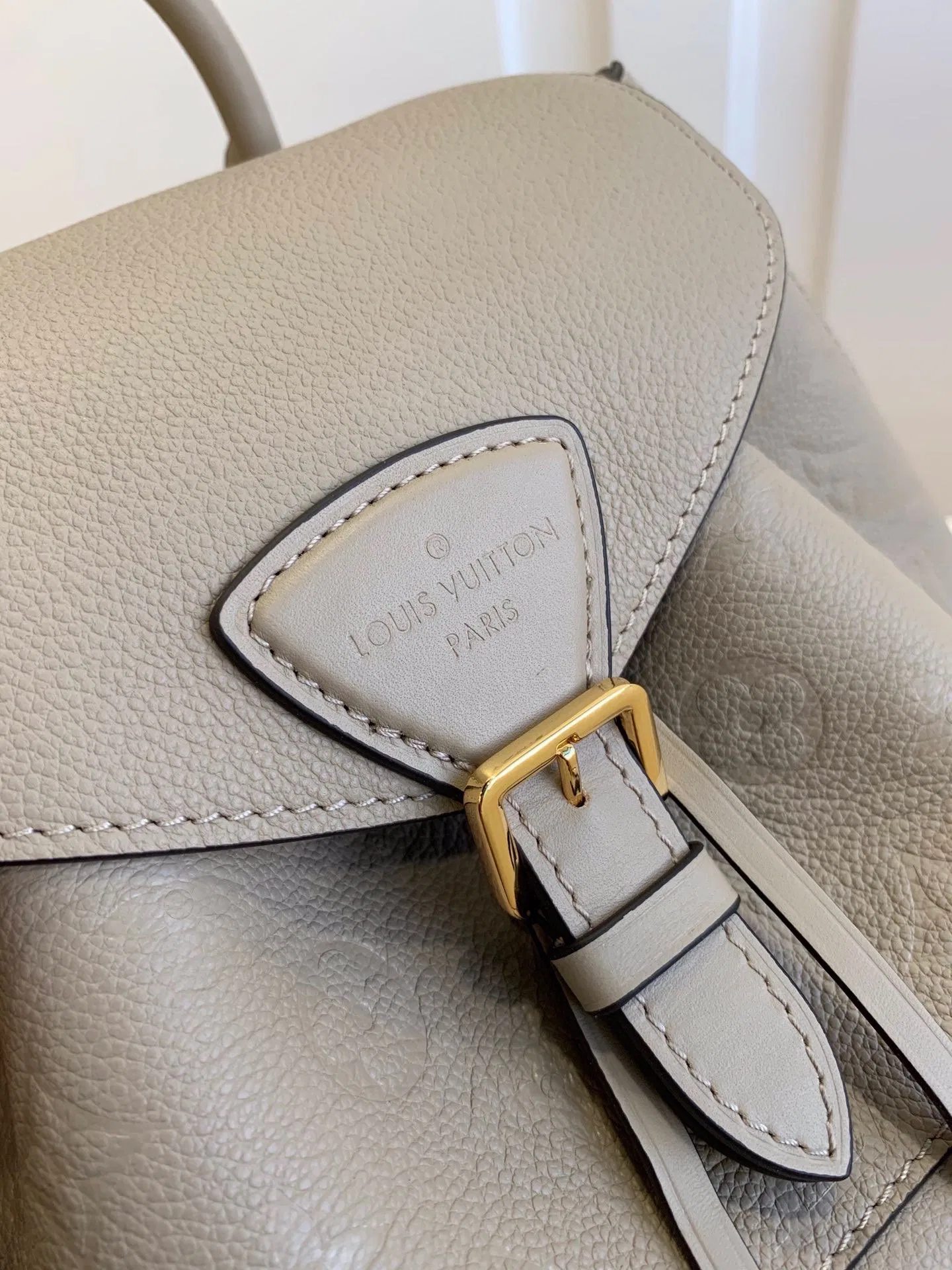 LV 27FW EJMGZXH 061 백팩 13
