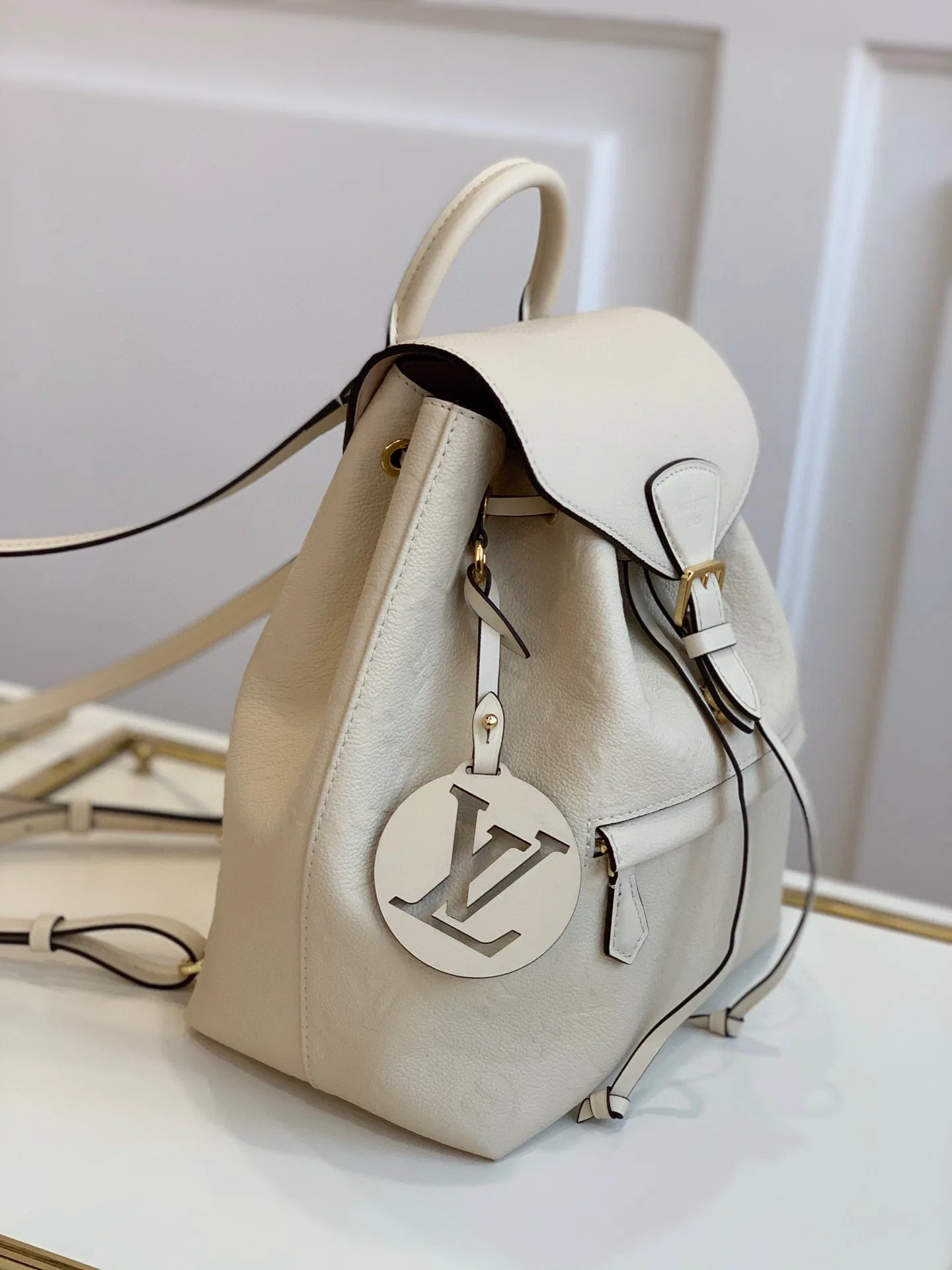 LV 27FW EJMGZXH 061 백팩 19