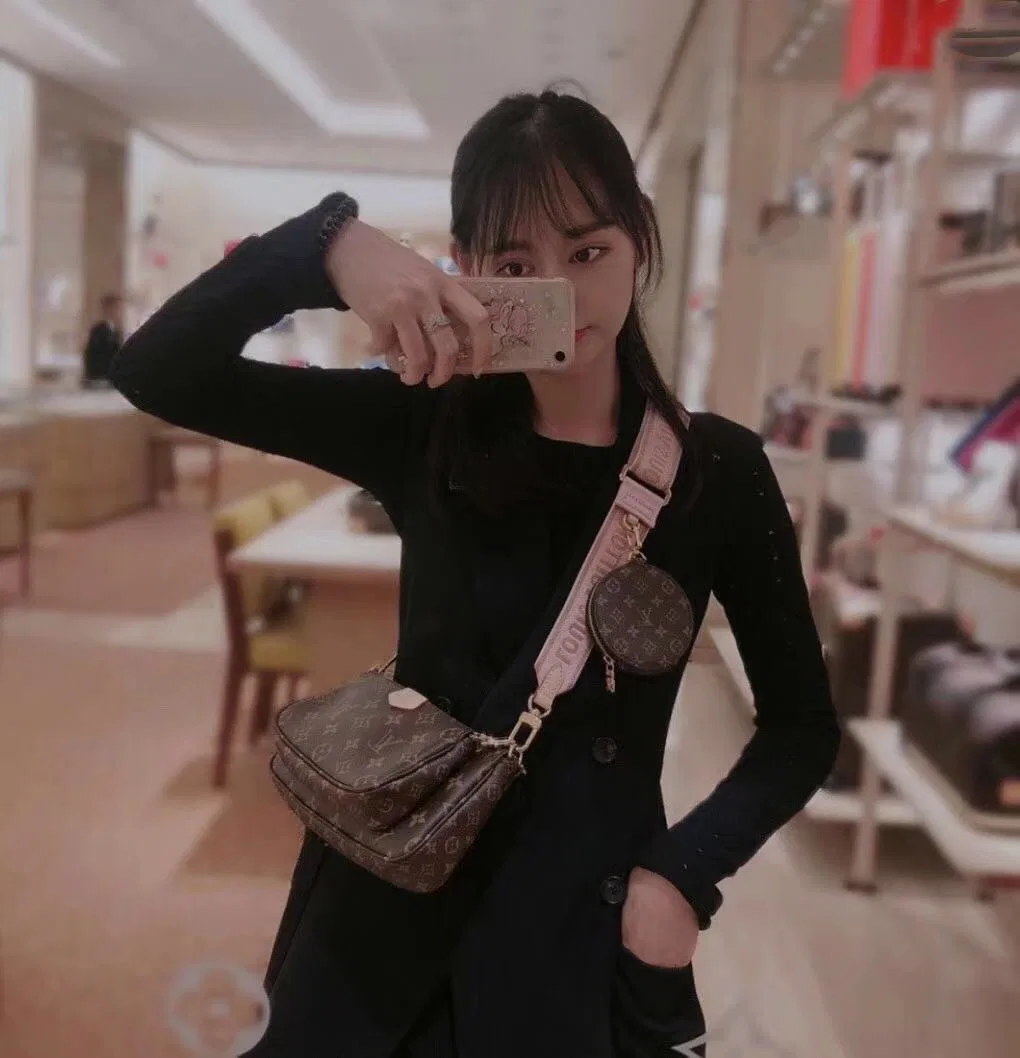 LV 27FW EJMGZXH 064 크로스백 18