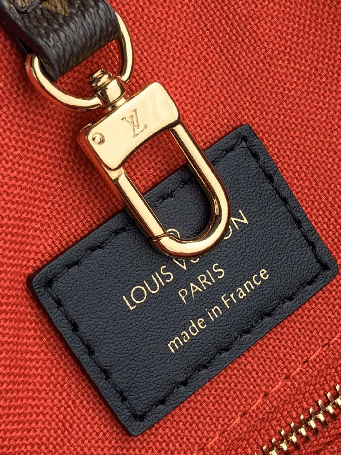 LV 27FW EJMGZXH 067 토트백 8