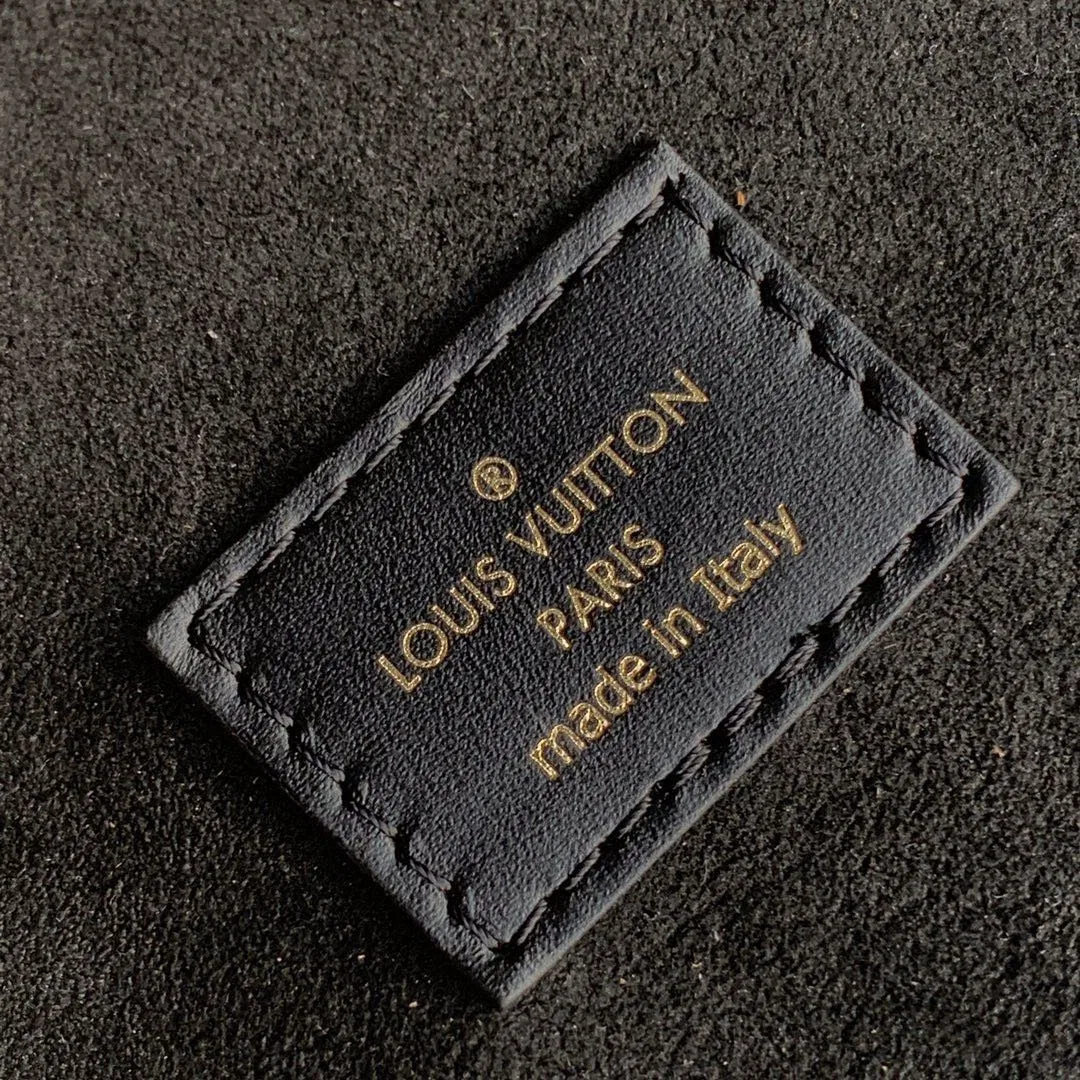 LV 27FW EJMGZXH 071 미니백 8