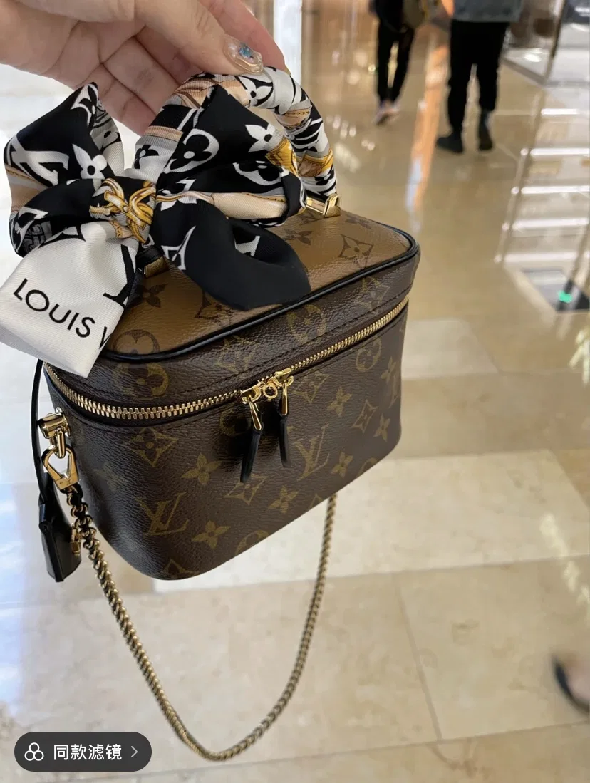 LV 27FW EJMGZXH 071 미니백 11