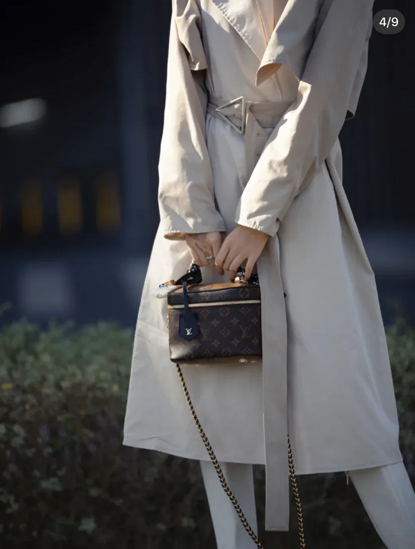LV 27FW EJMGZXH 071 미니백 12