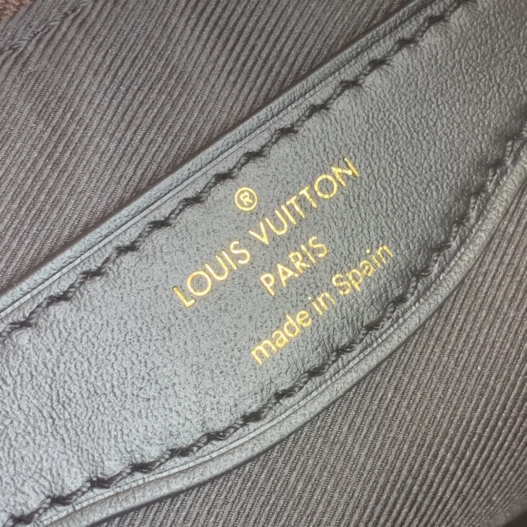 LV 27FW EJMGZXH 072 크로스백 7