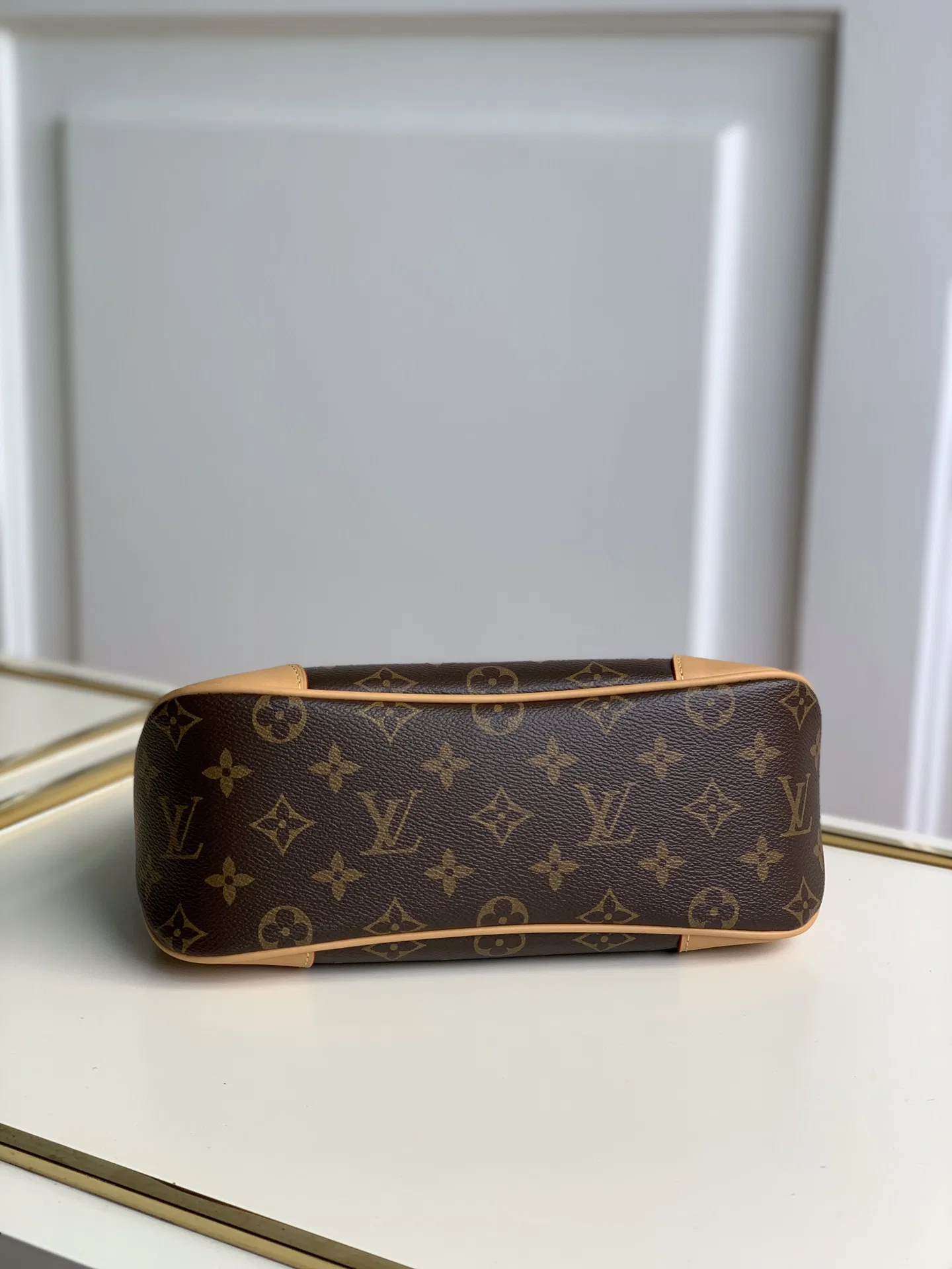 LV 27FW EJMGZXH 072 크로스백 12