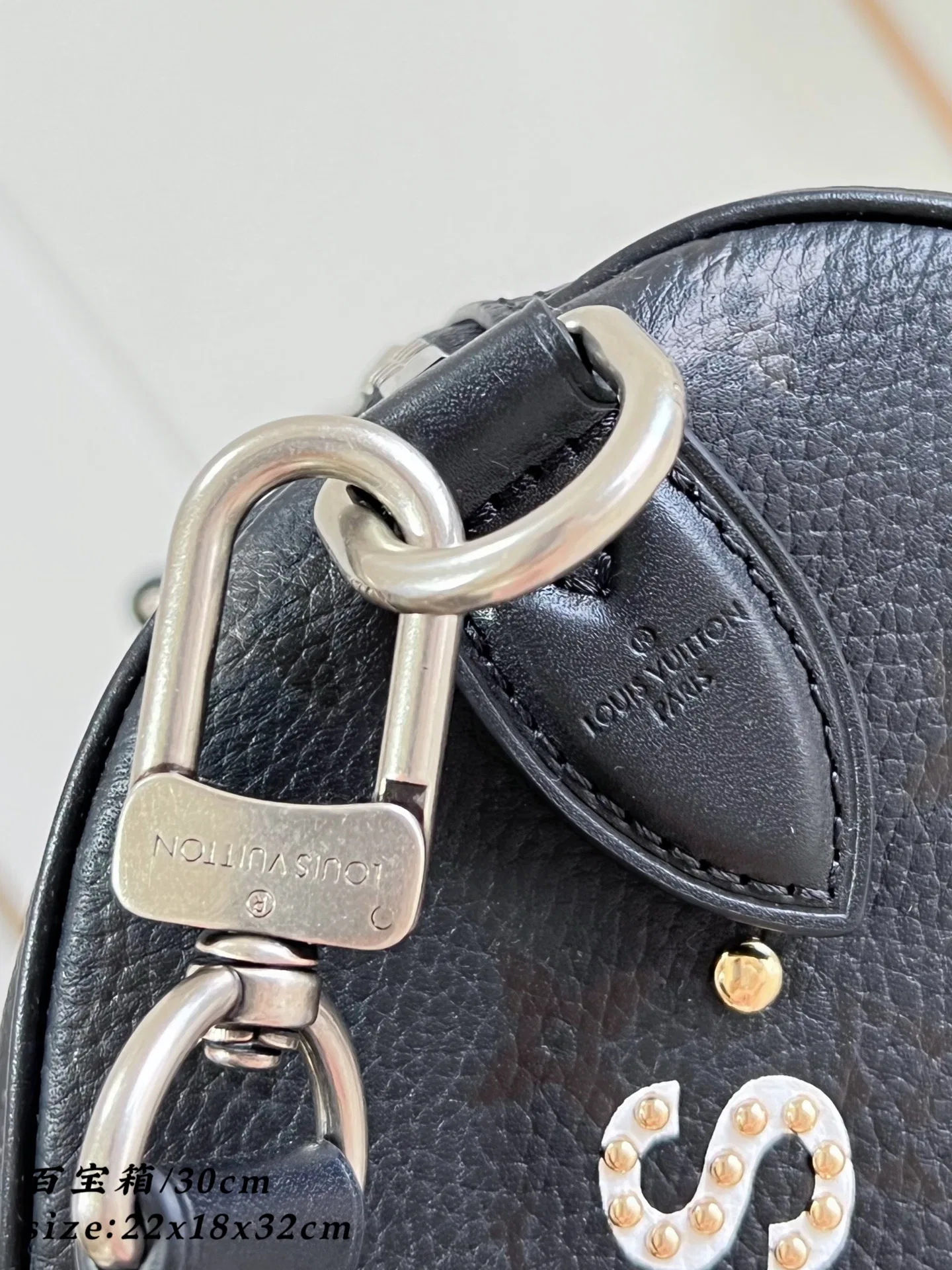 LV 27FW EJMGZXH 075 토트백 10