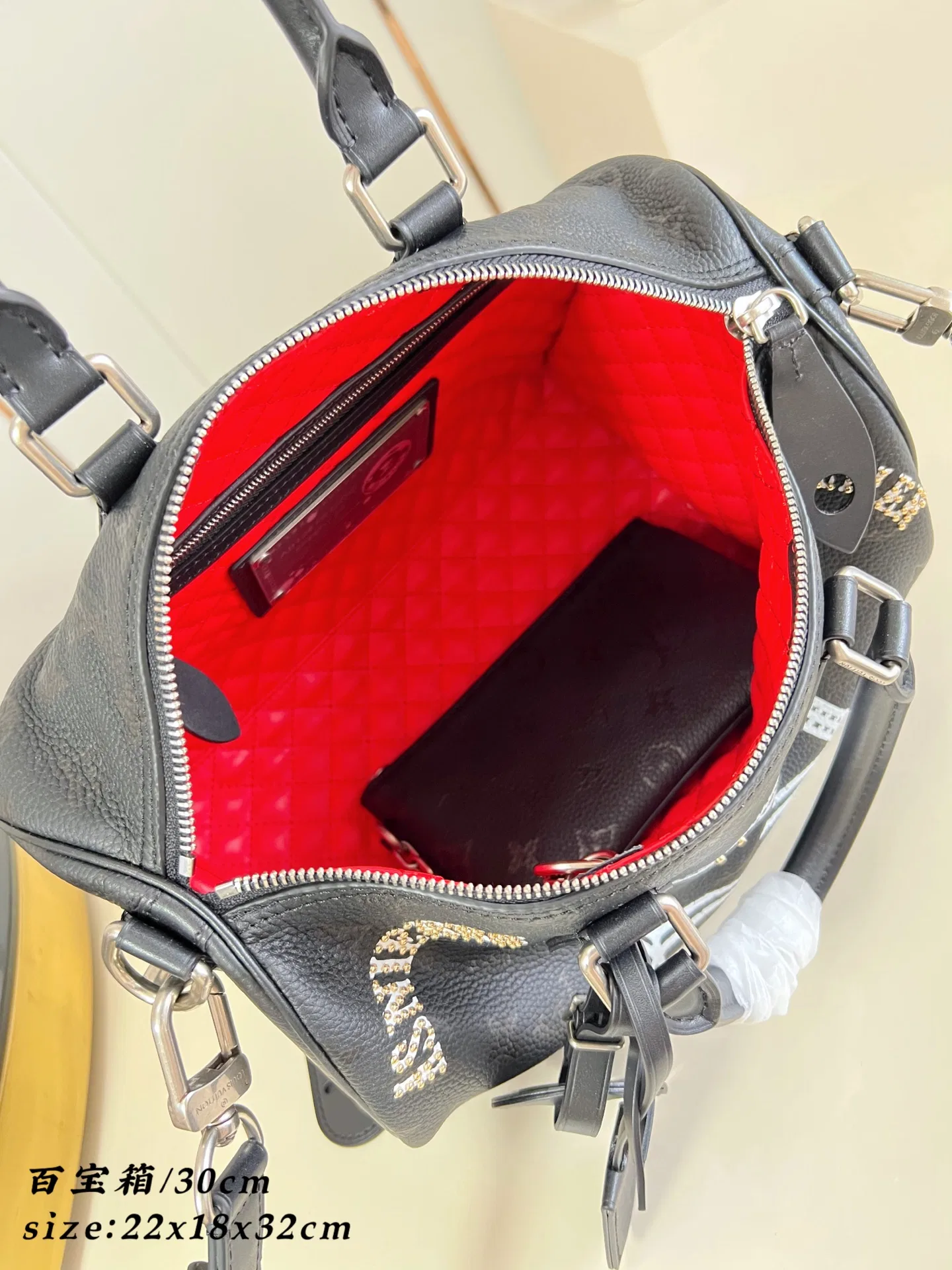 LV 27FW EJMGZXH 075 토트백 14