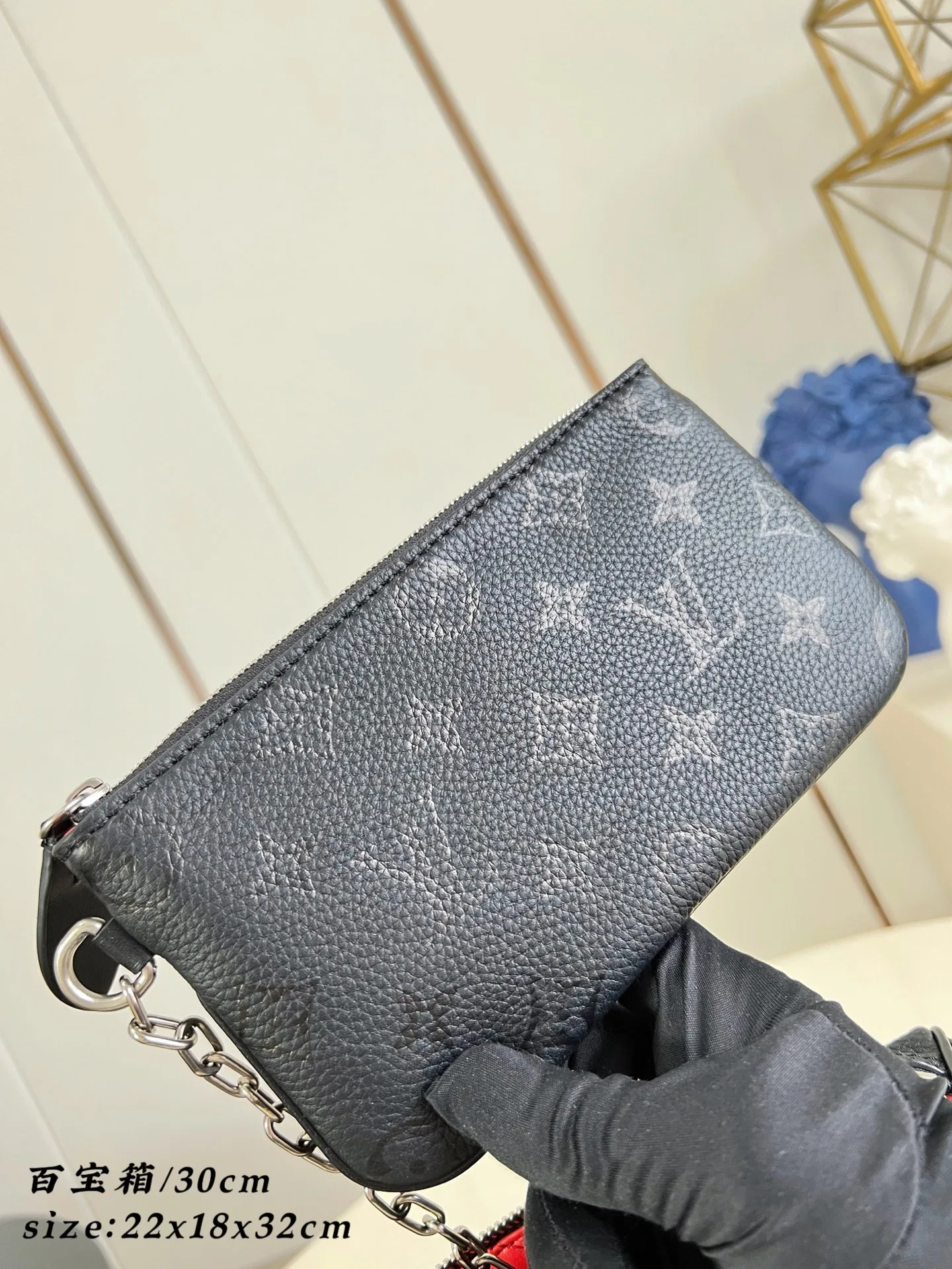 LV 27FW EJMGZXH 075 토트백 17