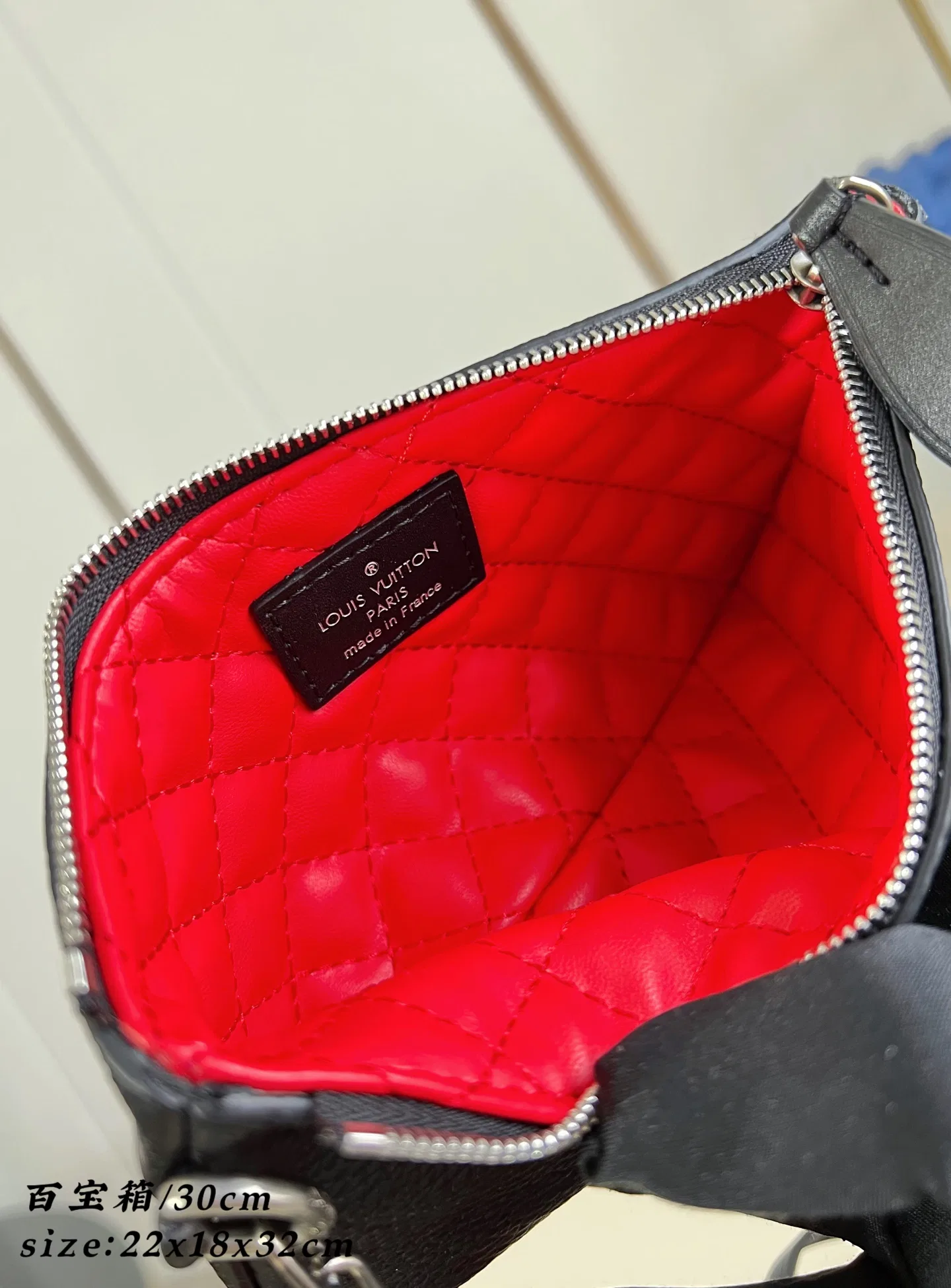 LV 27FW EJMGZXH 075 토트백 18