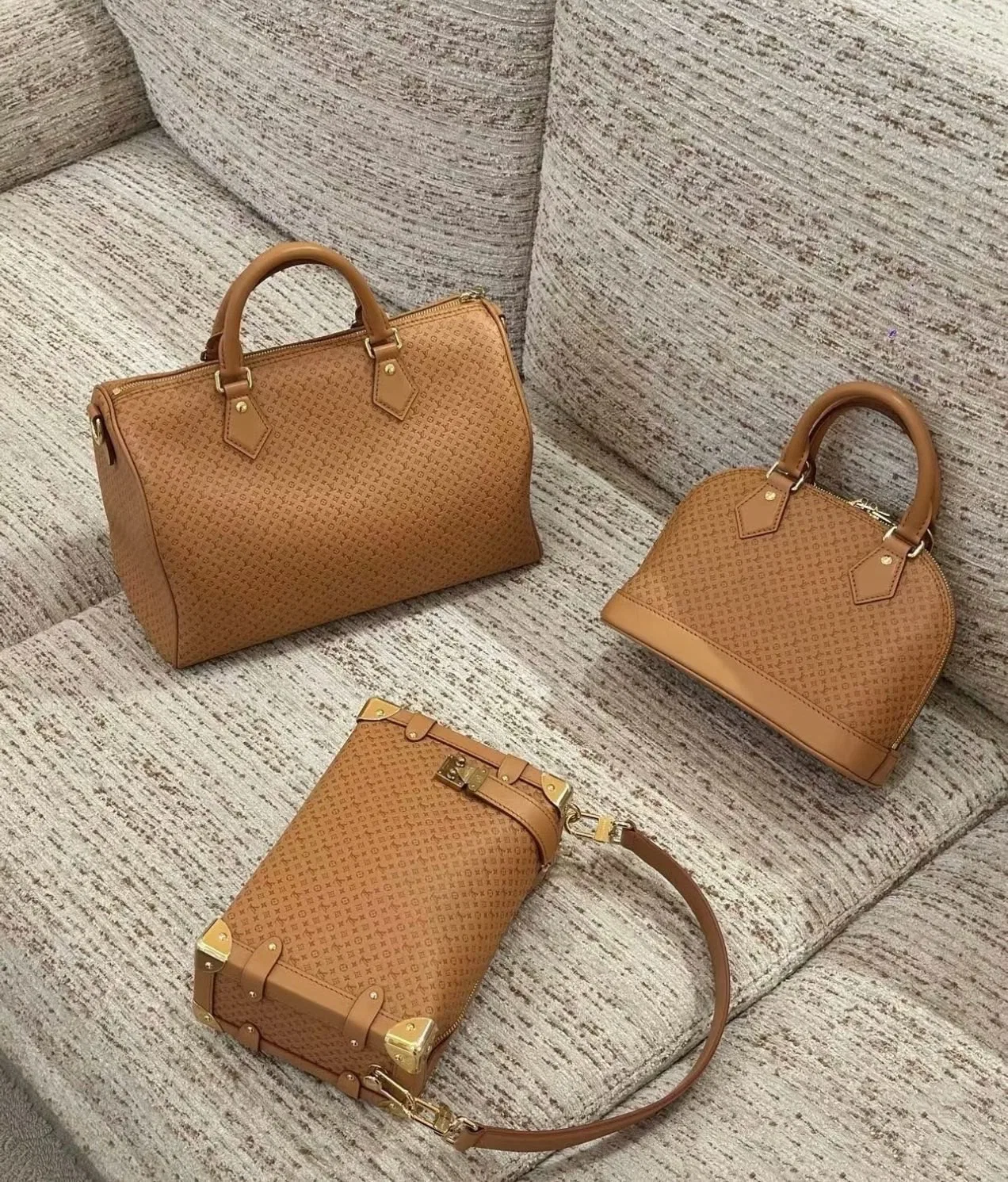 LV 27FW EJMGZXH 078 토트백 19