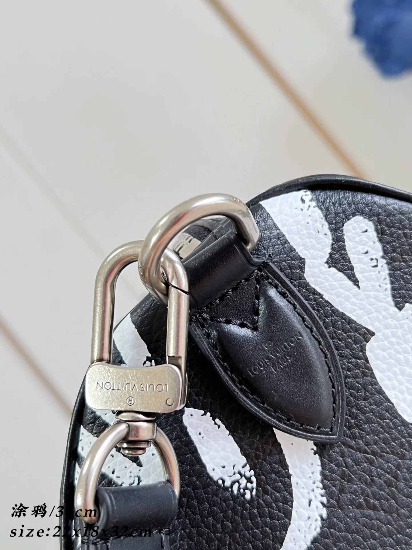LV 27FW EJMGZXH 082 토트백 8