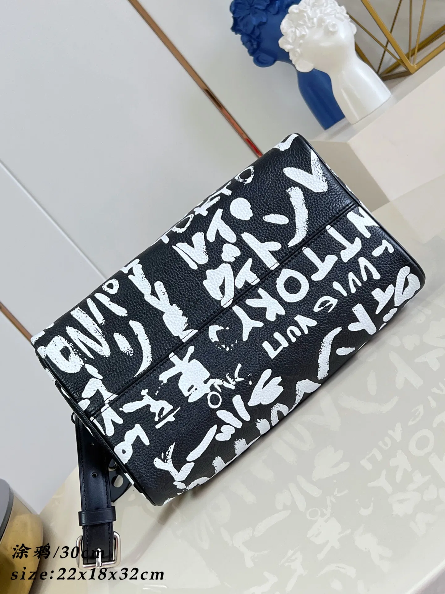 LV 27FW EJMGZXH 082 토트백 9