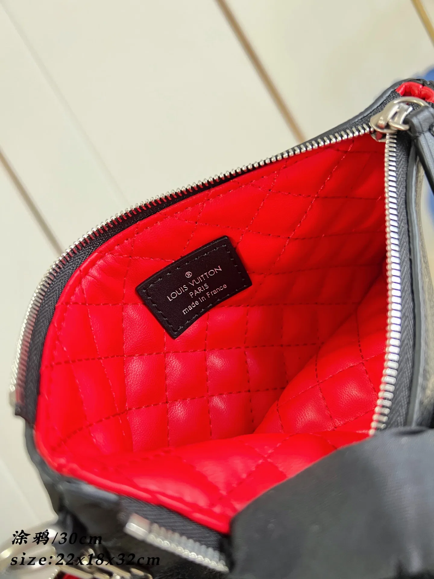 LV 27FW EJMGZXH 082 토트백 16