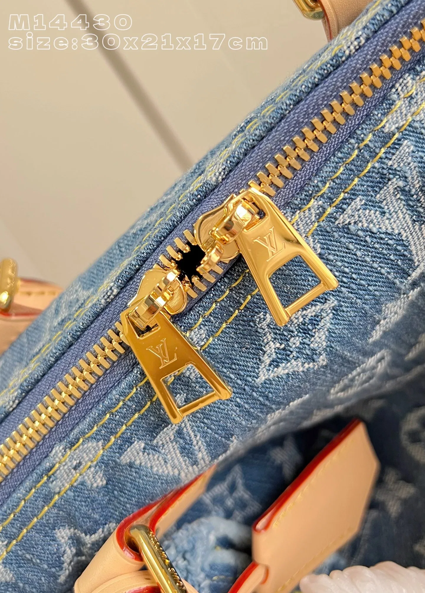 LV 27FW EJMGZXH 083 토트백 10