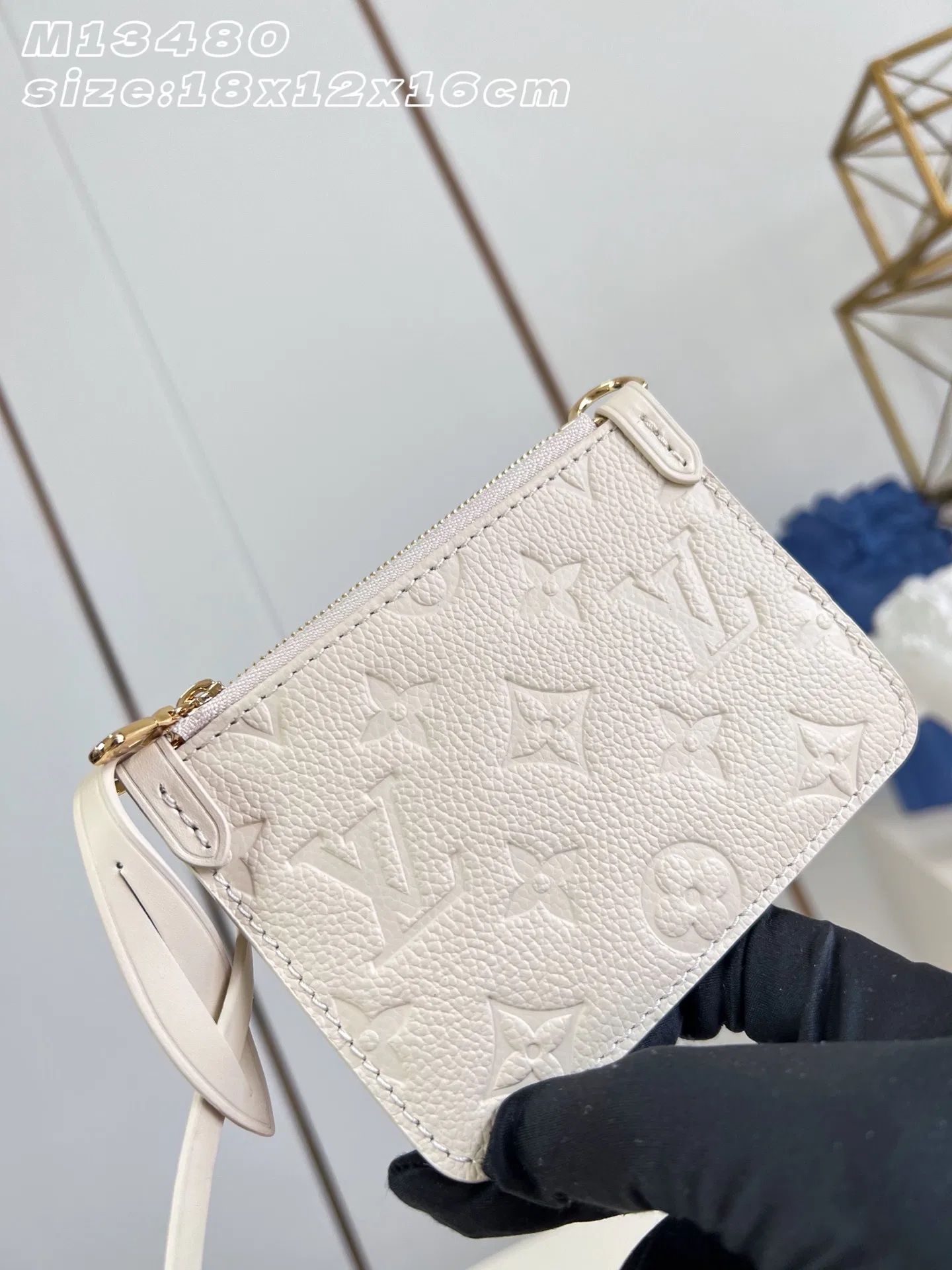 LV 27FW EJMGZXH 098 버킷백 10