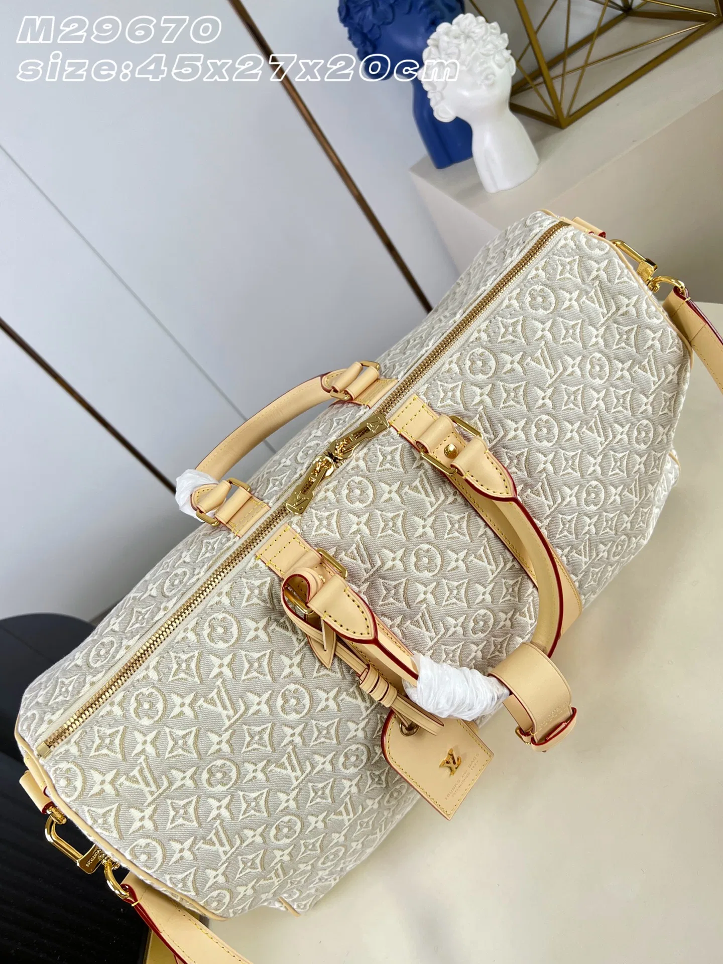 LV 27FW EJMGZXH 102 토트백 9