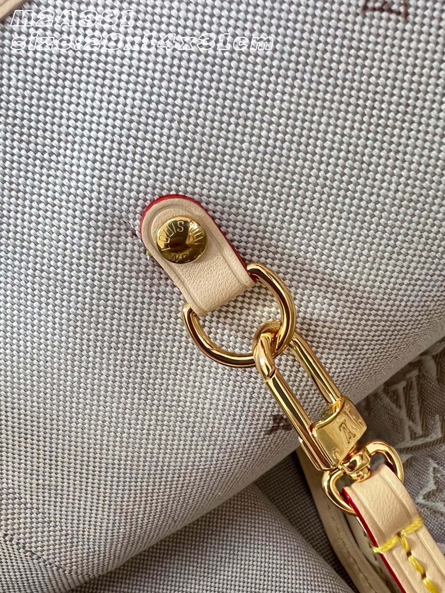 LV 27FW EJMGZXH 103 숄더백 9