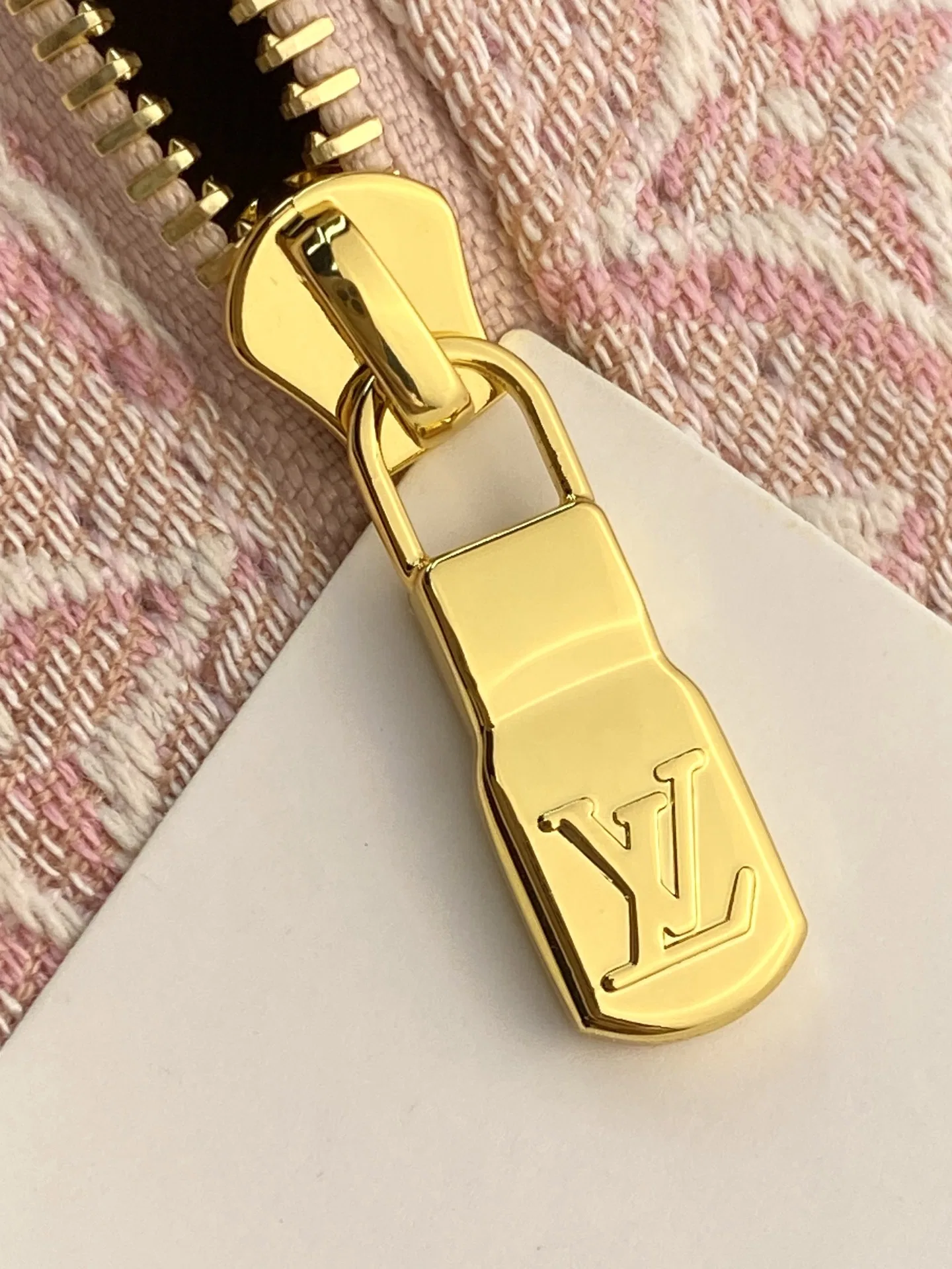 LV 27FW EJMGZXH 111 미니백 12