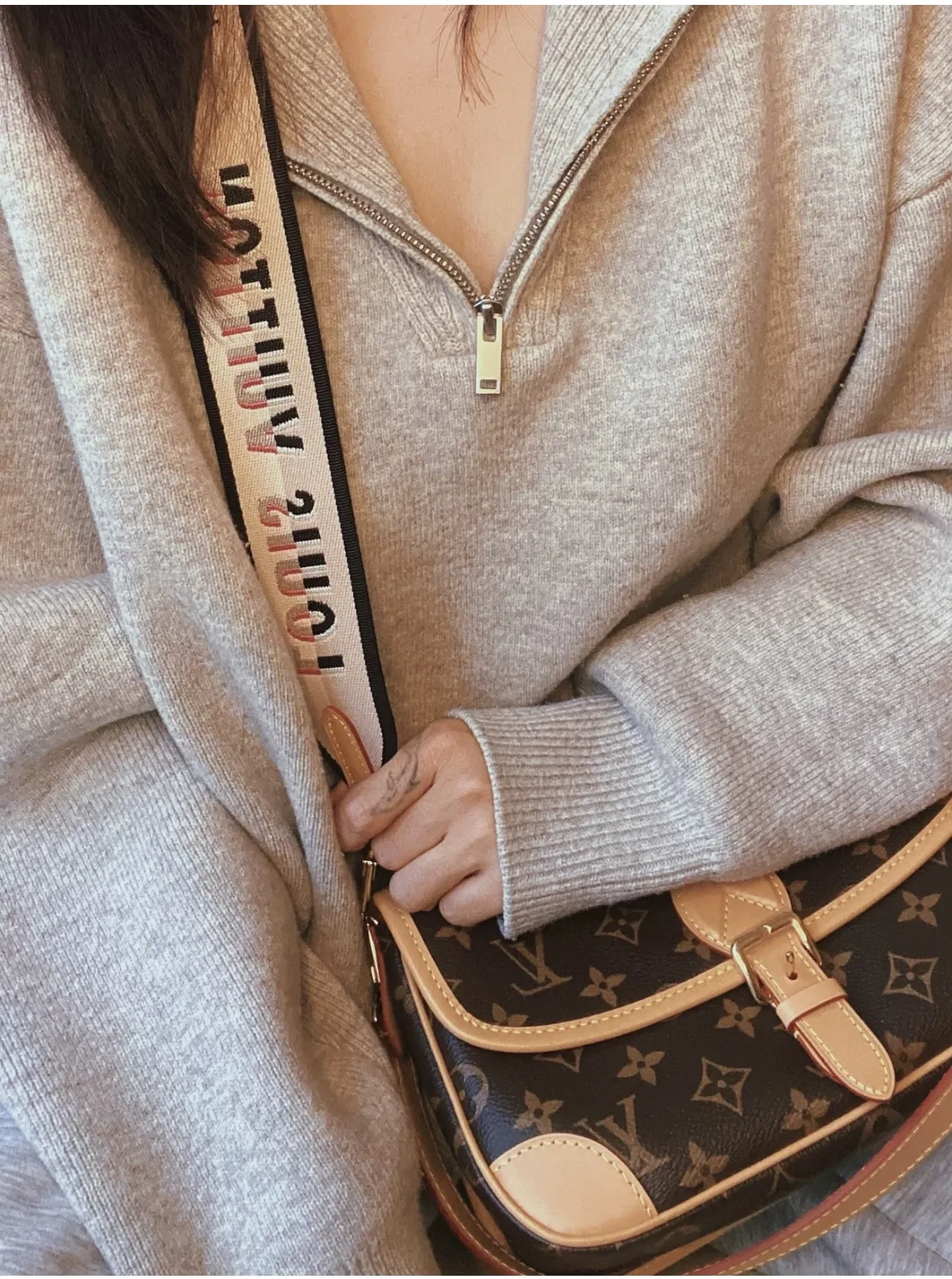 LV 27FW EJMGZXH 115 크로스백 11