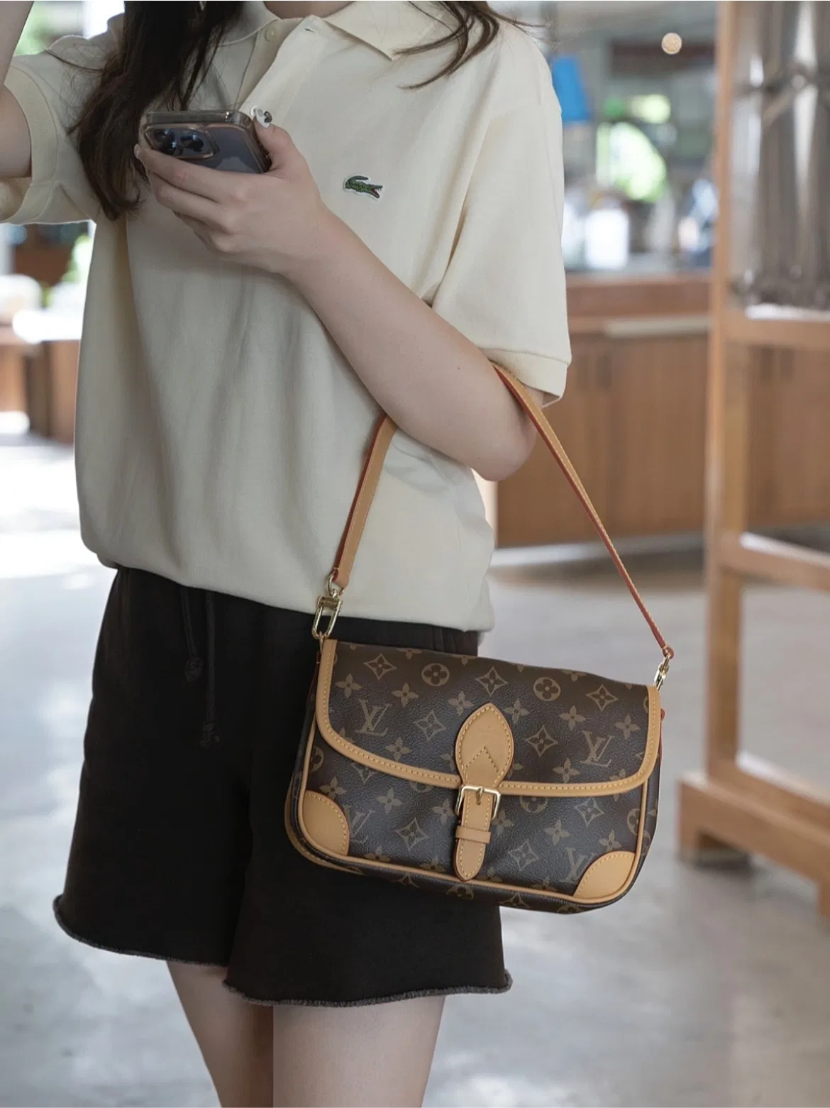 LV 27FW EJMGZXH 115 크로스백 14