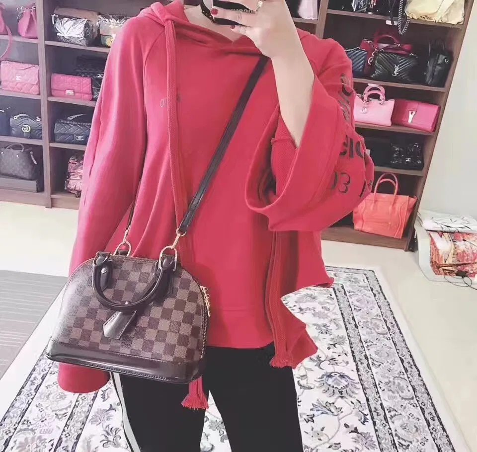 LV 27FW EJMGZXH 118 토트백 17