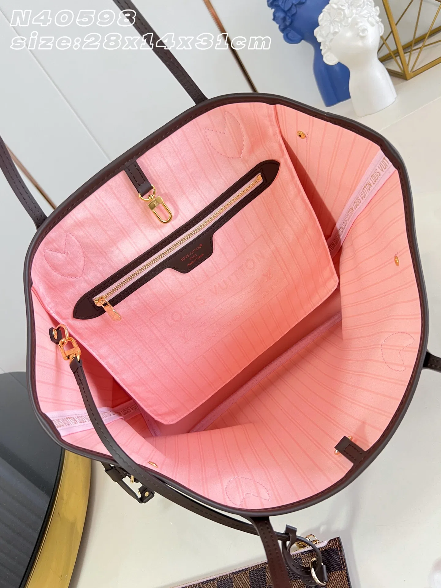 LV 27FW EJMGZXH 120 토트백 7