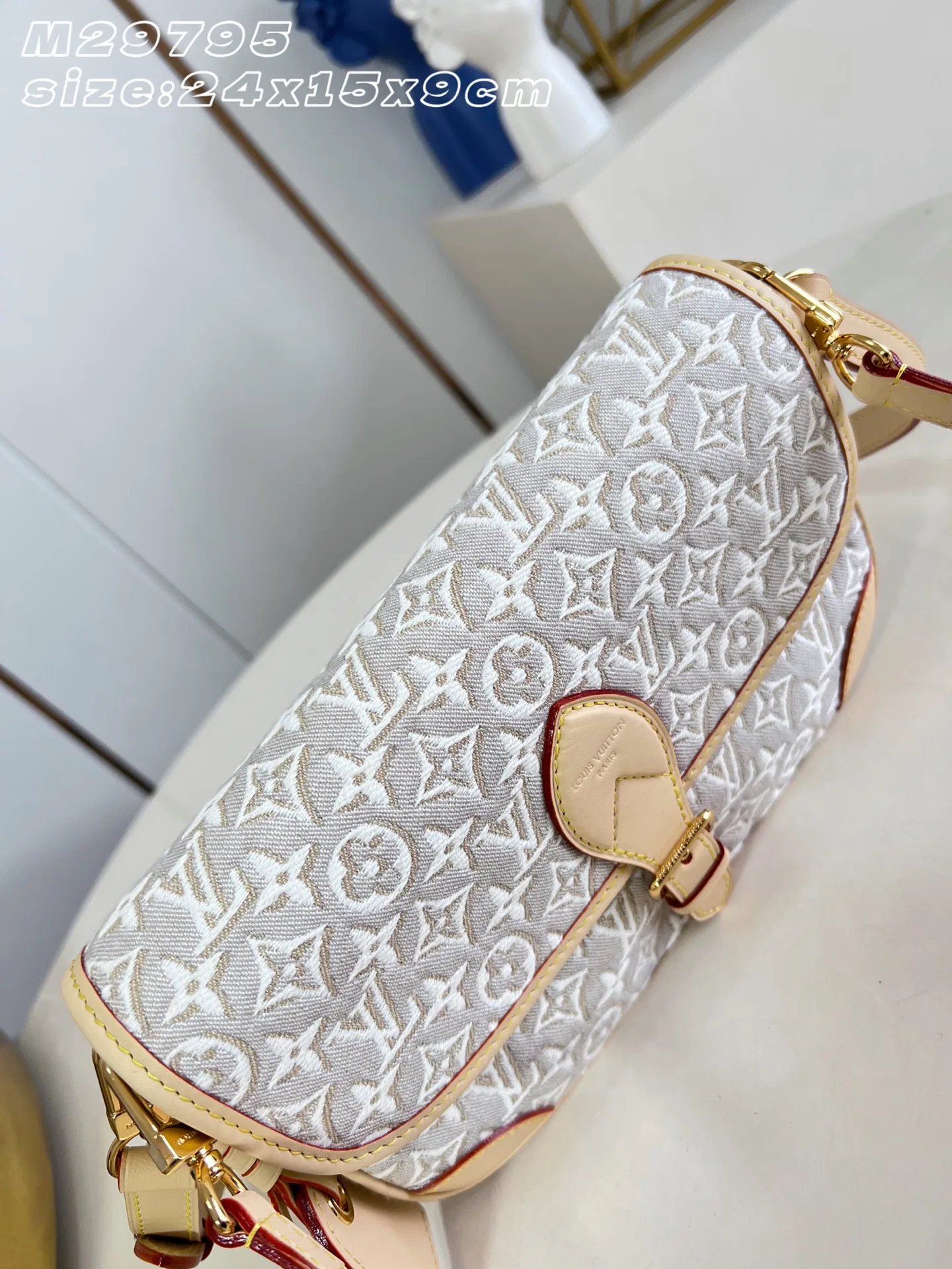 LV 27FW EJMGZXH 123 미니백 11