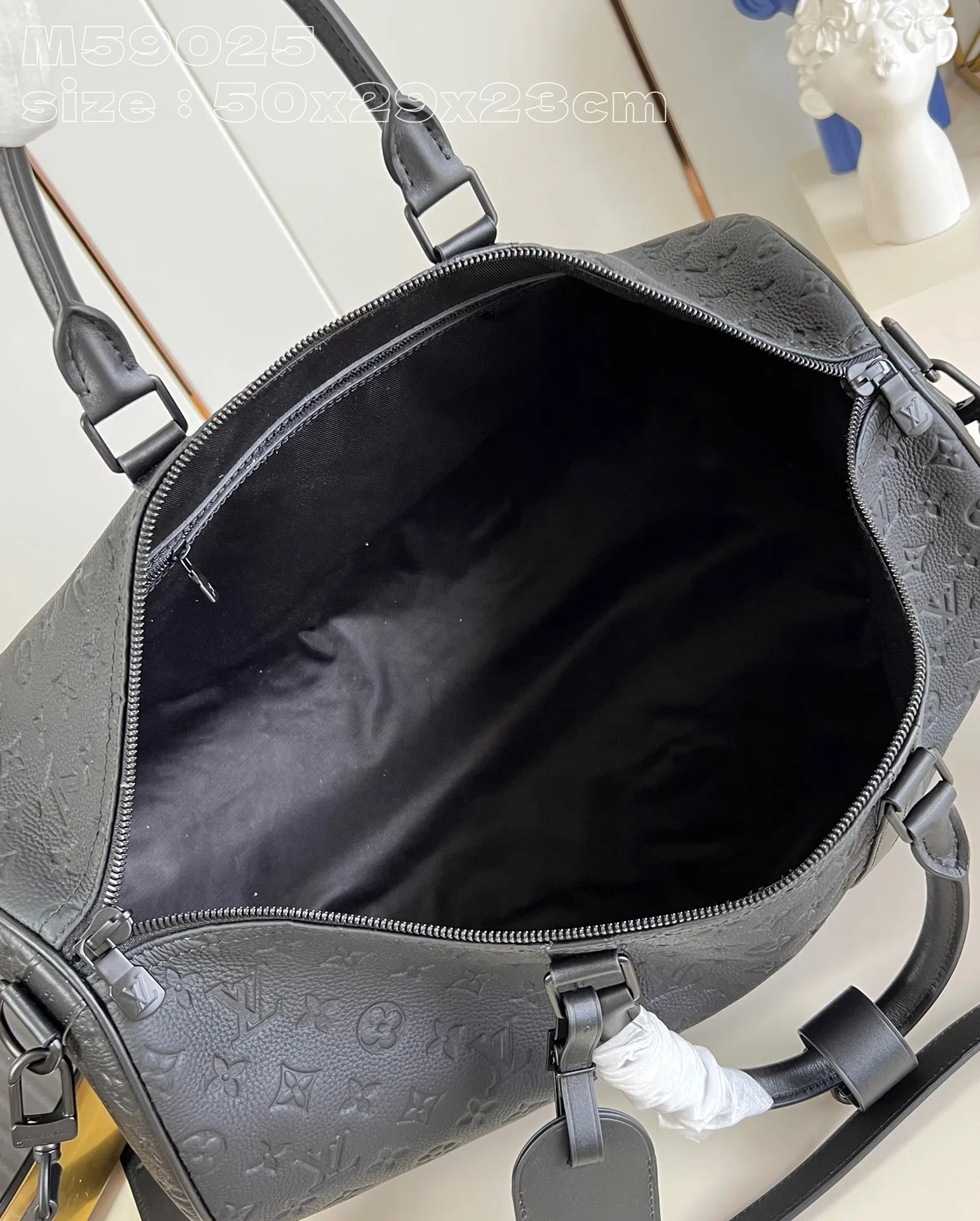 LV 27FW EJMGZXH 129 토트백 14
