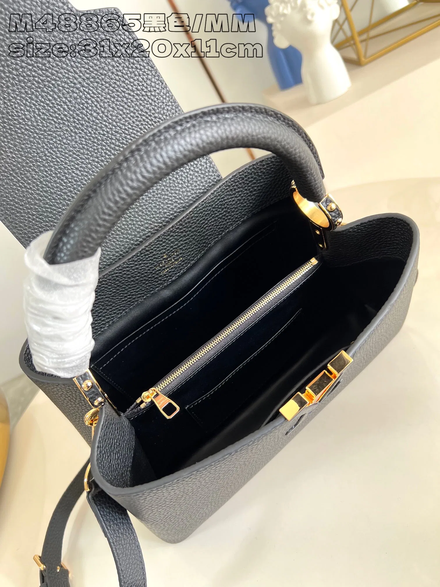 LV 27FW EJMGZXH 131 토트백 8