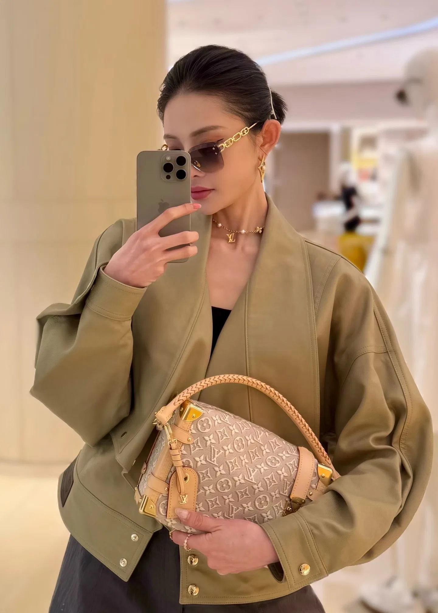 LV 27FW EJMGZXH 135 미니백 17