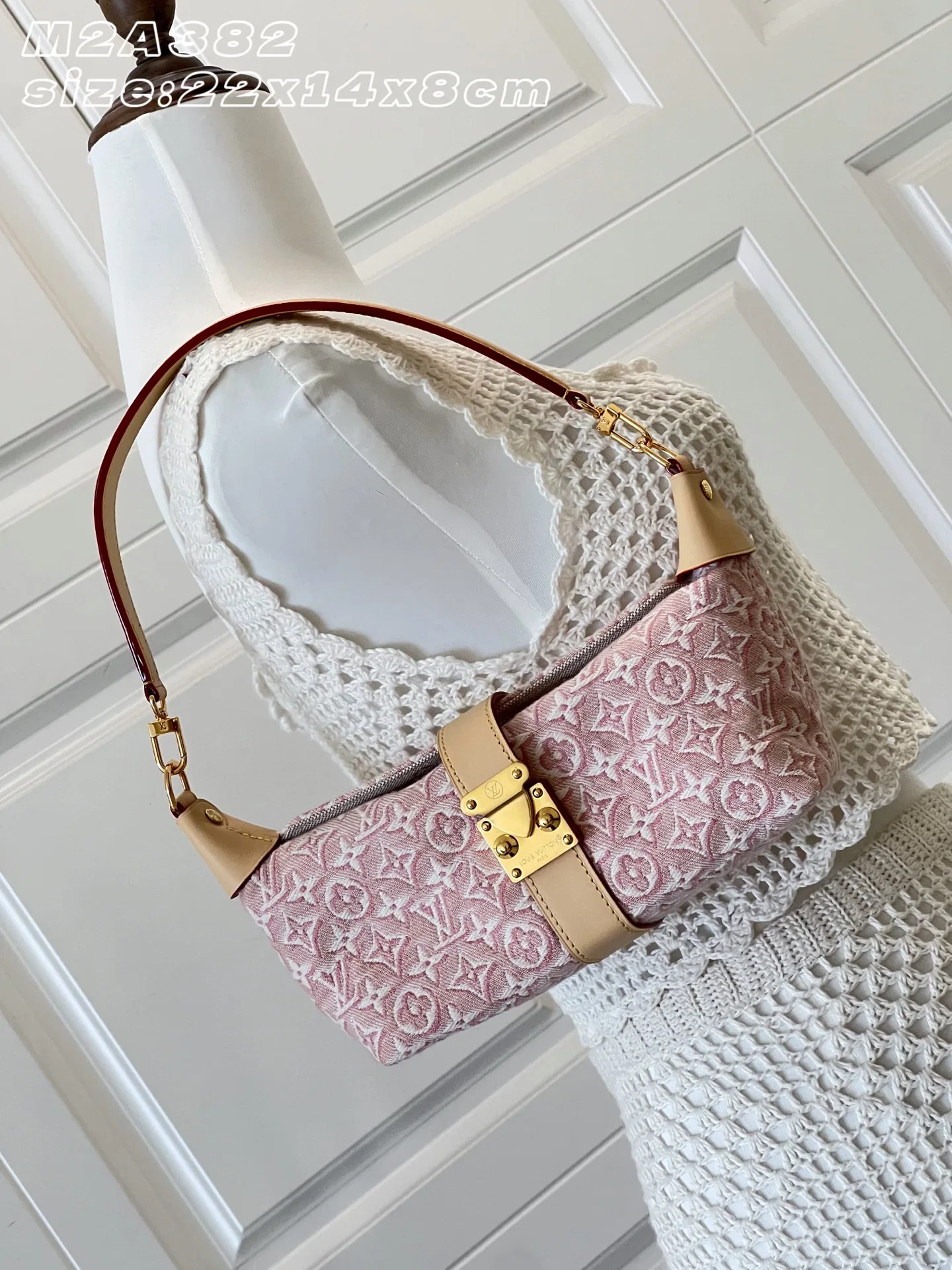 LV 27FW EJMGZXH 141 미니백 10