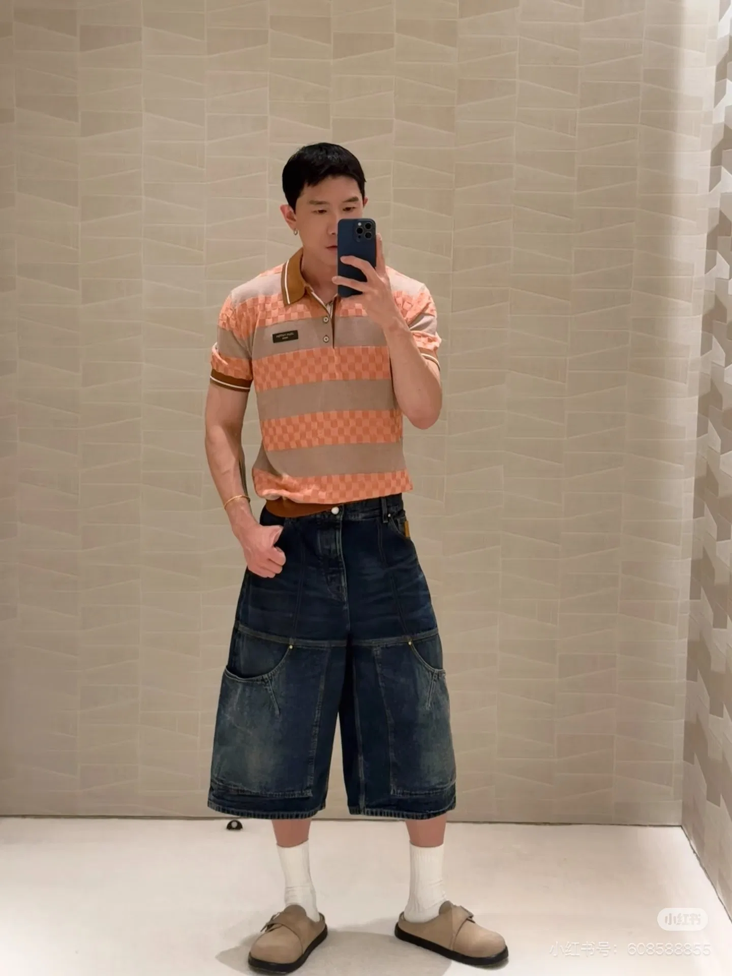 LV 27FW FVAHDTN 004 폴로반팔티셔츠 10